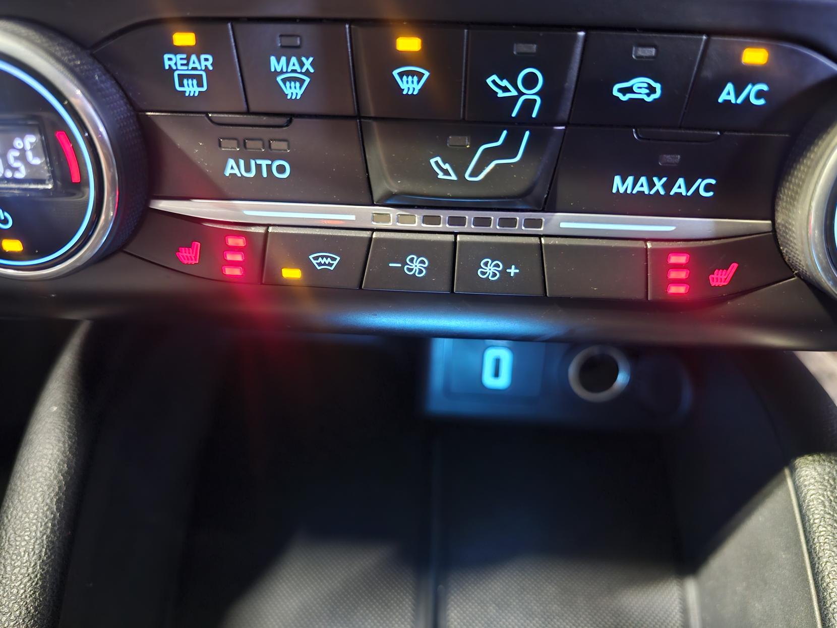 Ford Focus 1.0T EcoBoost ST-Line X Hatchback 5dr Petrol Manual Euro 6 (s/s) (125 ps)