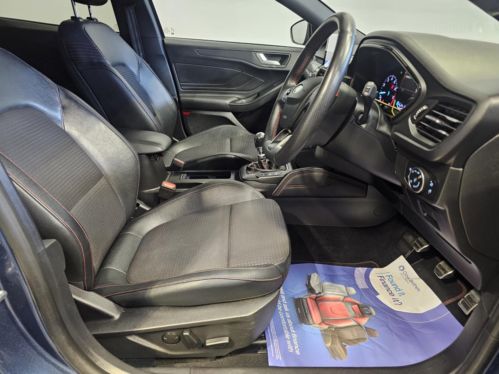 Ford Focus 1.0T EcoBoost ST-Line X Hatchback 5dr Petrol Manual Euro 6 (s/s) (125 ps)