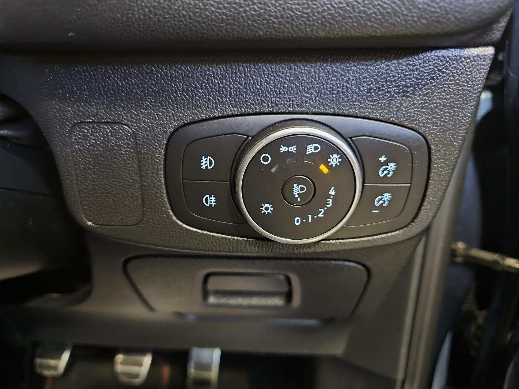 Ford Focus 1.0T EcoBoost ST-Line X Hatchback 5dr Petrol Manual Euro 6 (s/s) (125 ps)