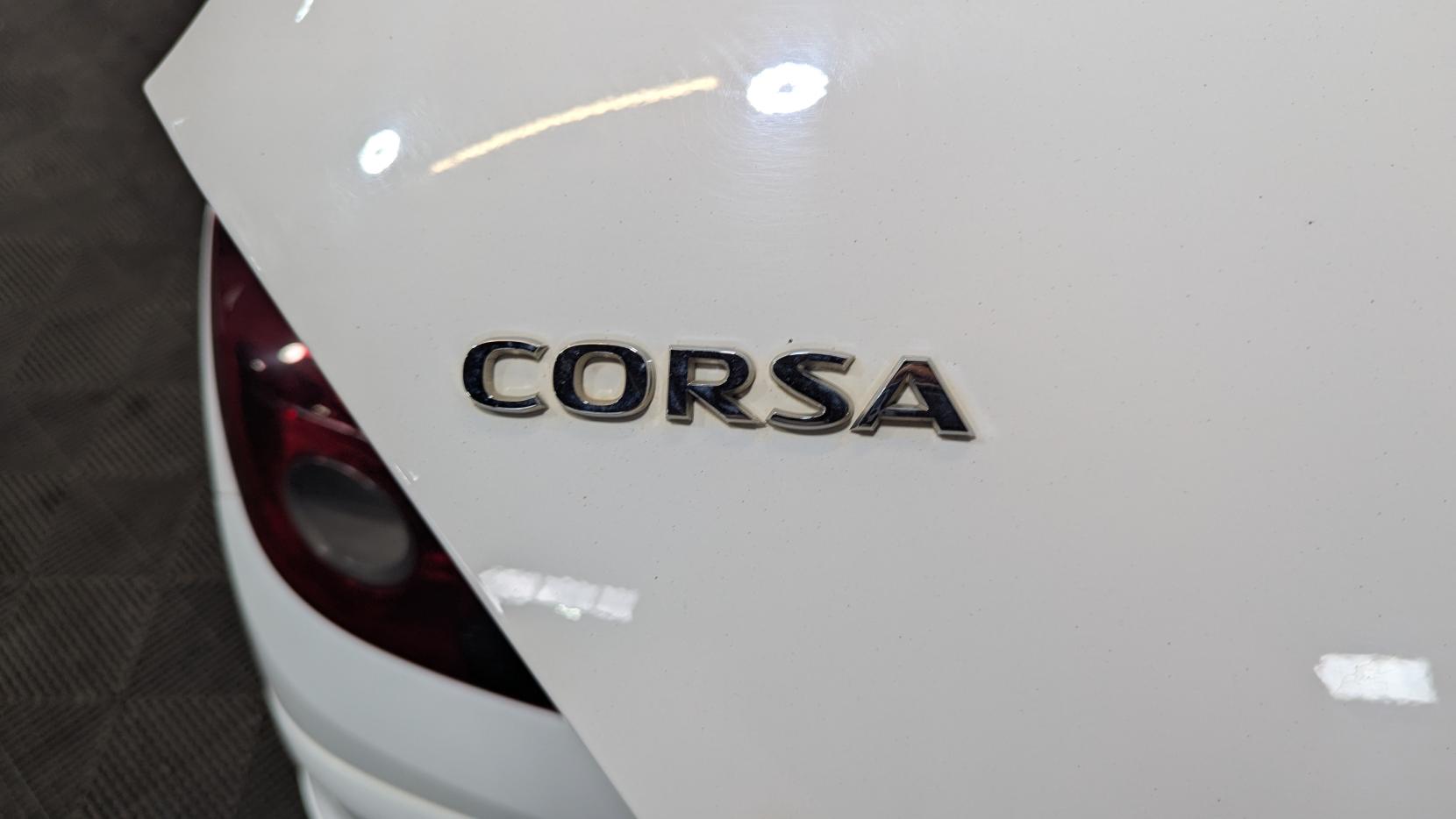 Vauxhall Corsa 1.2 16V Limited Edition Hatchback 3dr Petrol Manual Euro 5 (85 ps)