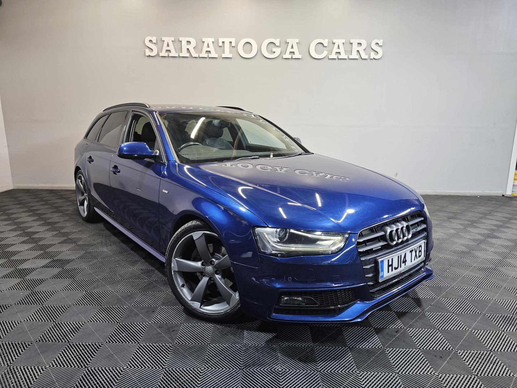 Audi A4 Avant 2.0 TDI Black Edition Estate 5dr Diesel Manual quattro Euro 5 (s/s) (177 ps)