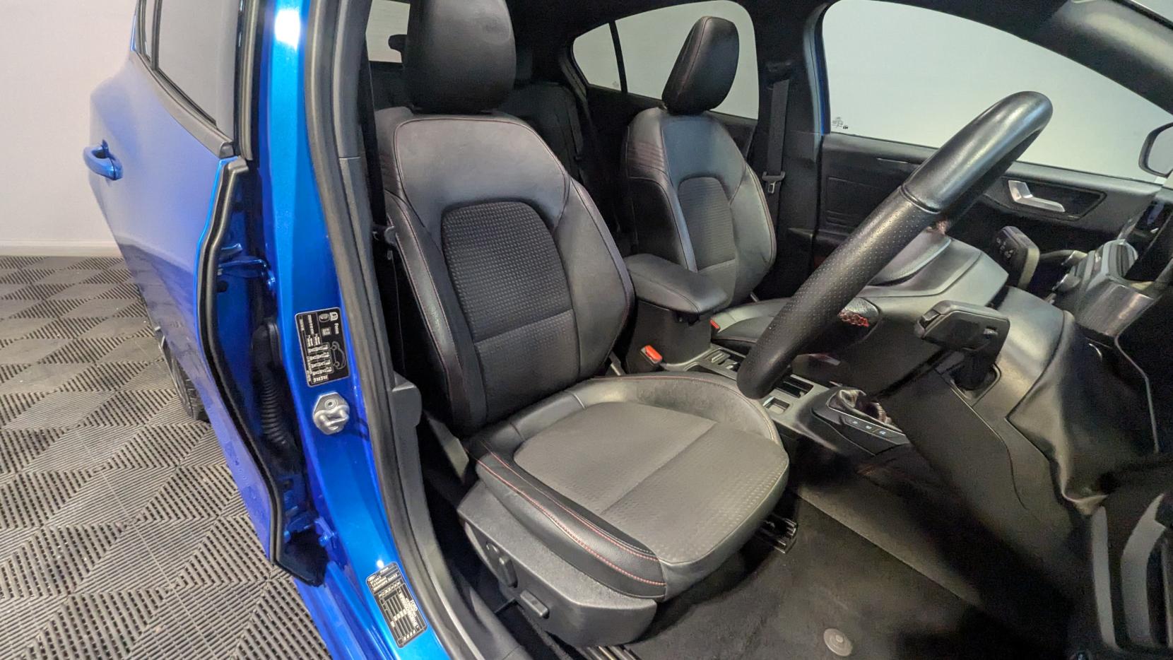 Ford Focus 1.0T EcoBoost ST-Line X Hatchback 5dr Petrol Manual Euro 6 (s/s) (125 ps)
