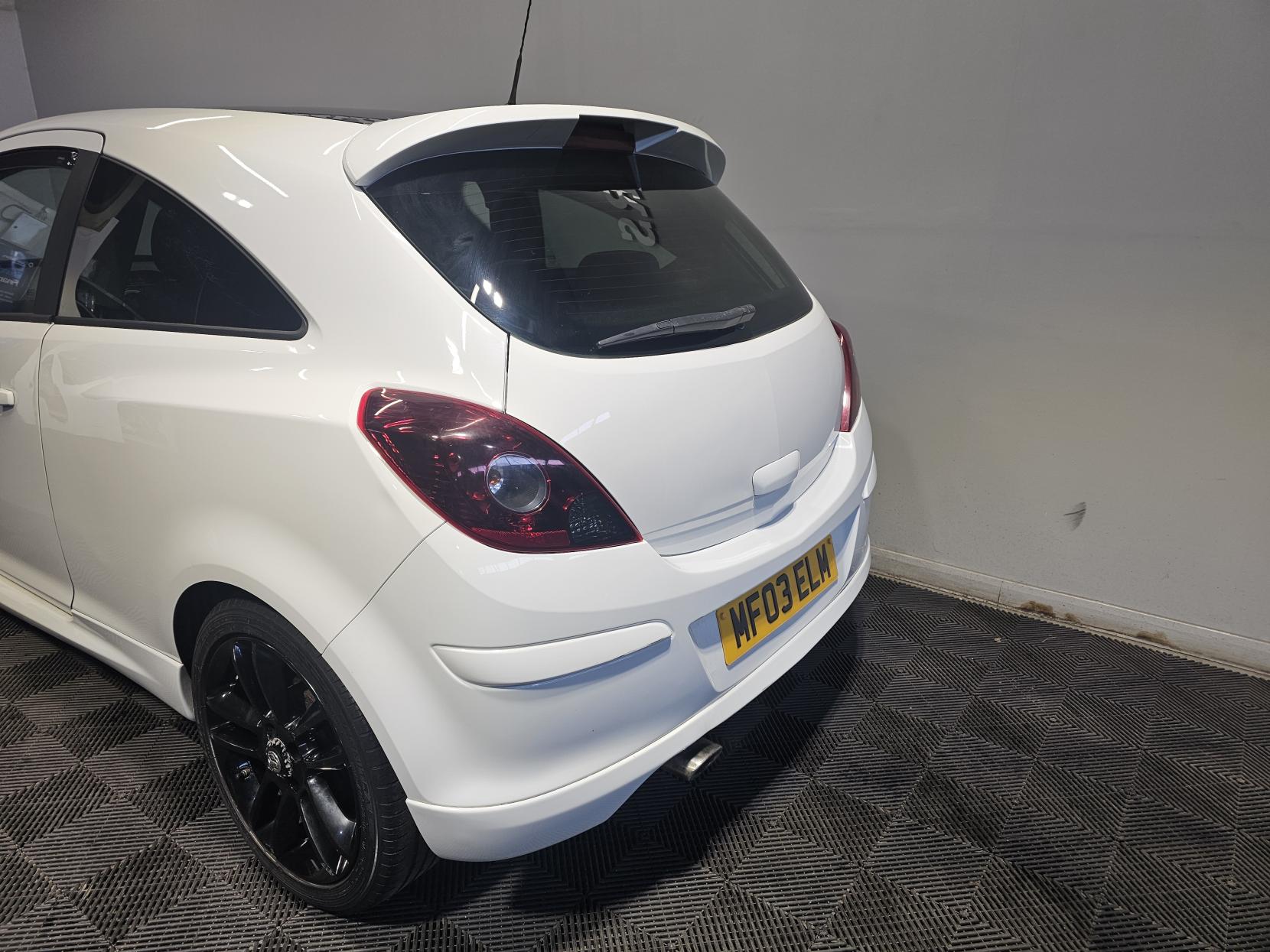 Vauxhall Corsa 1.2 16V Limited Edition Hatchback 3dr Petrol Manual Euro 5 (85 ps)