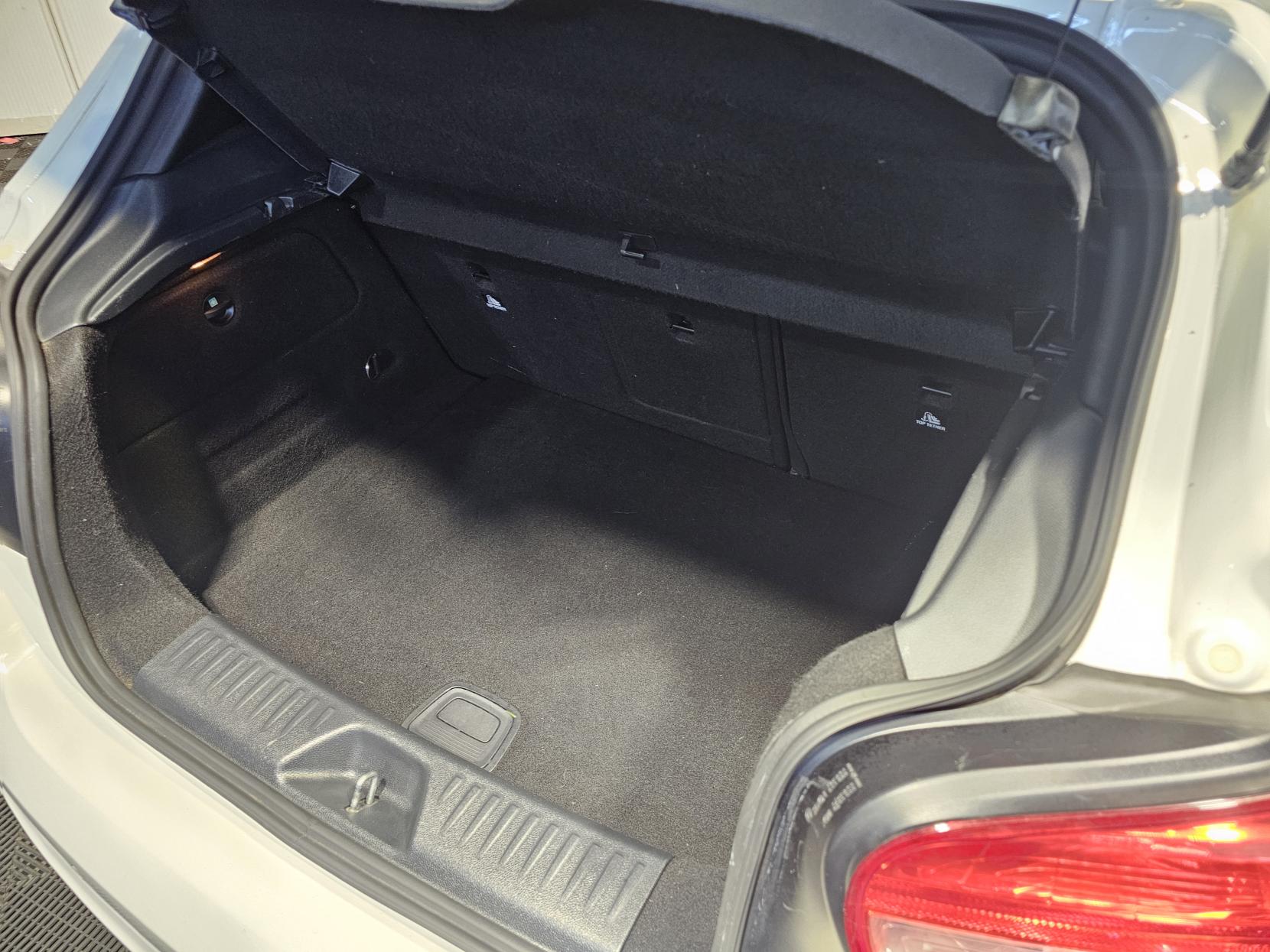 Mercedes-Benz A Class 1.6 A200 AMG Sport Hatchback 5dr Petrol 7G-DCT Euro 6 (s/s) (156 ps)