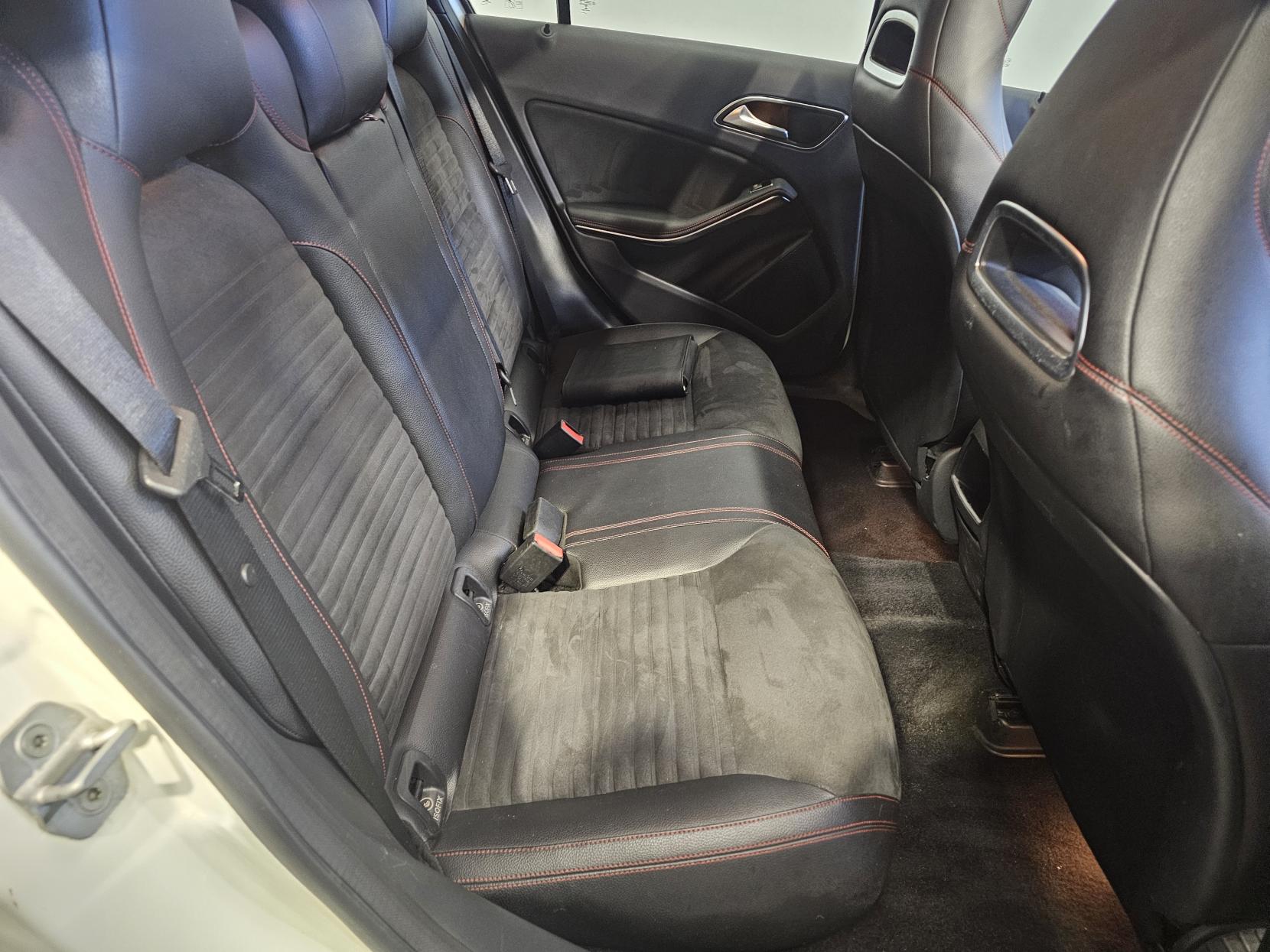 Mercedes-Benz A Class 1.6 A200 AMG Sport Hatchback 5dr Petrol 7G-DCT Euro 6 (s/s) (156 ps)