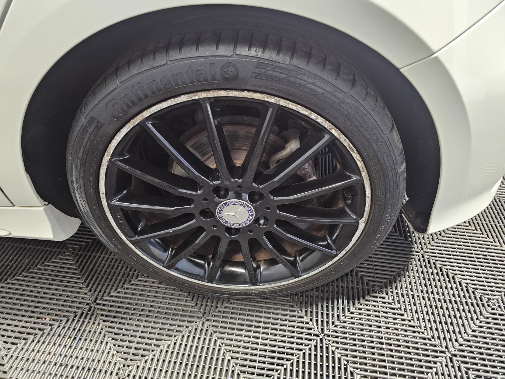 Mercedes-Benz A Class 1.6 A200 AMG Sport Hatchback 5dr Petrol 7G-DCT Euro 6 (s/s) (156 ps)