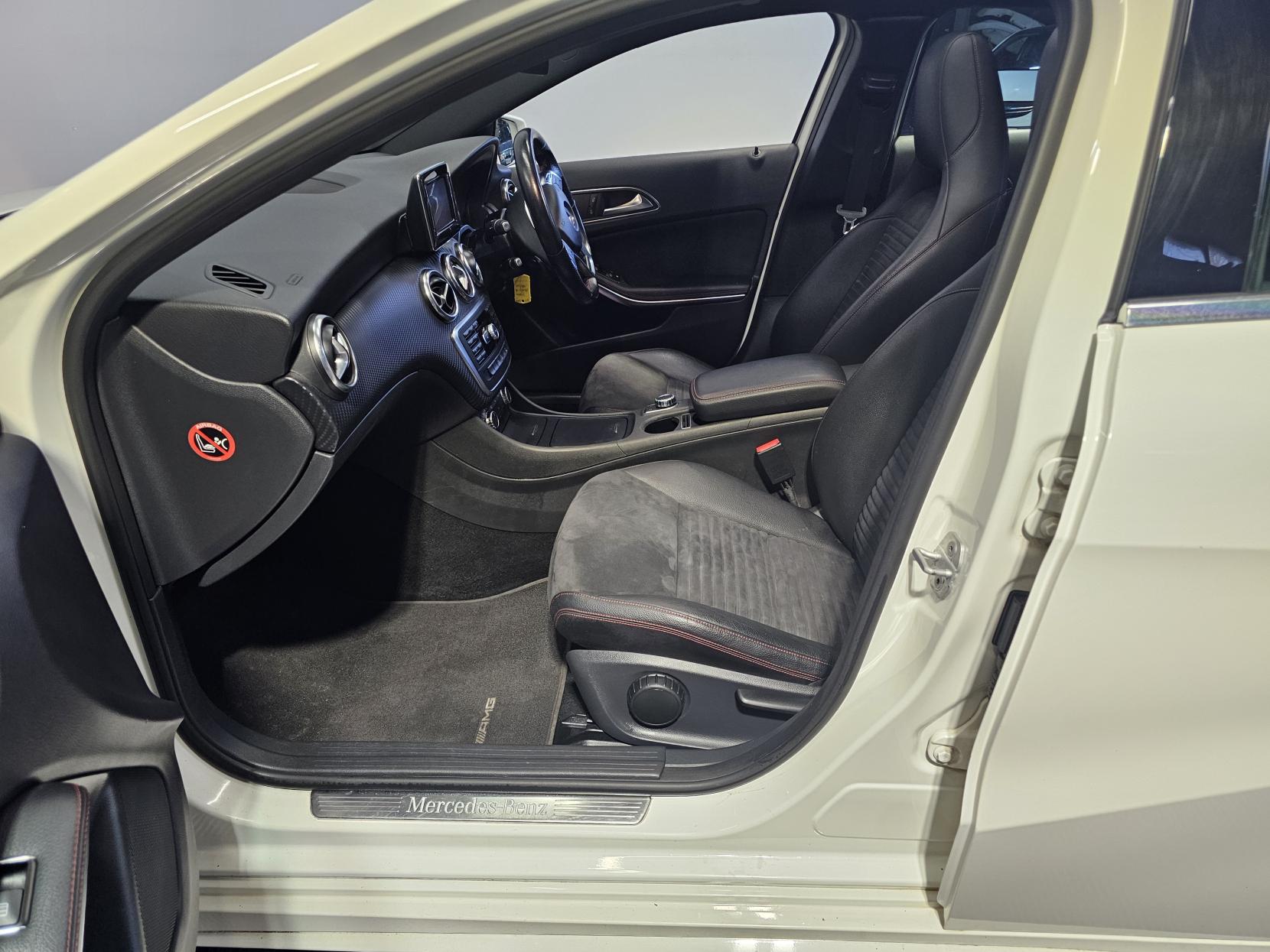 Mercedes-Benz A Class 1.6 A200 AMG Sport Hatchback 5dr Petrol 7G-DCT Euro 6 (s/s) (156 ps)