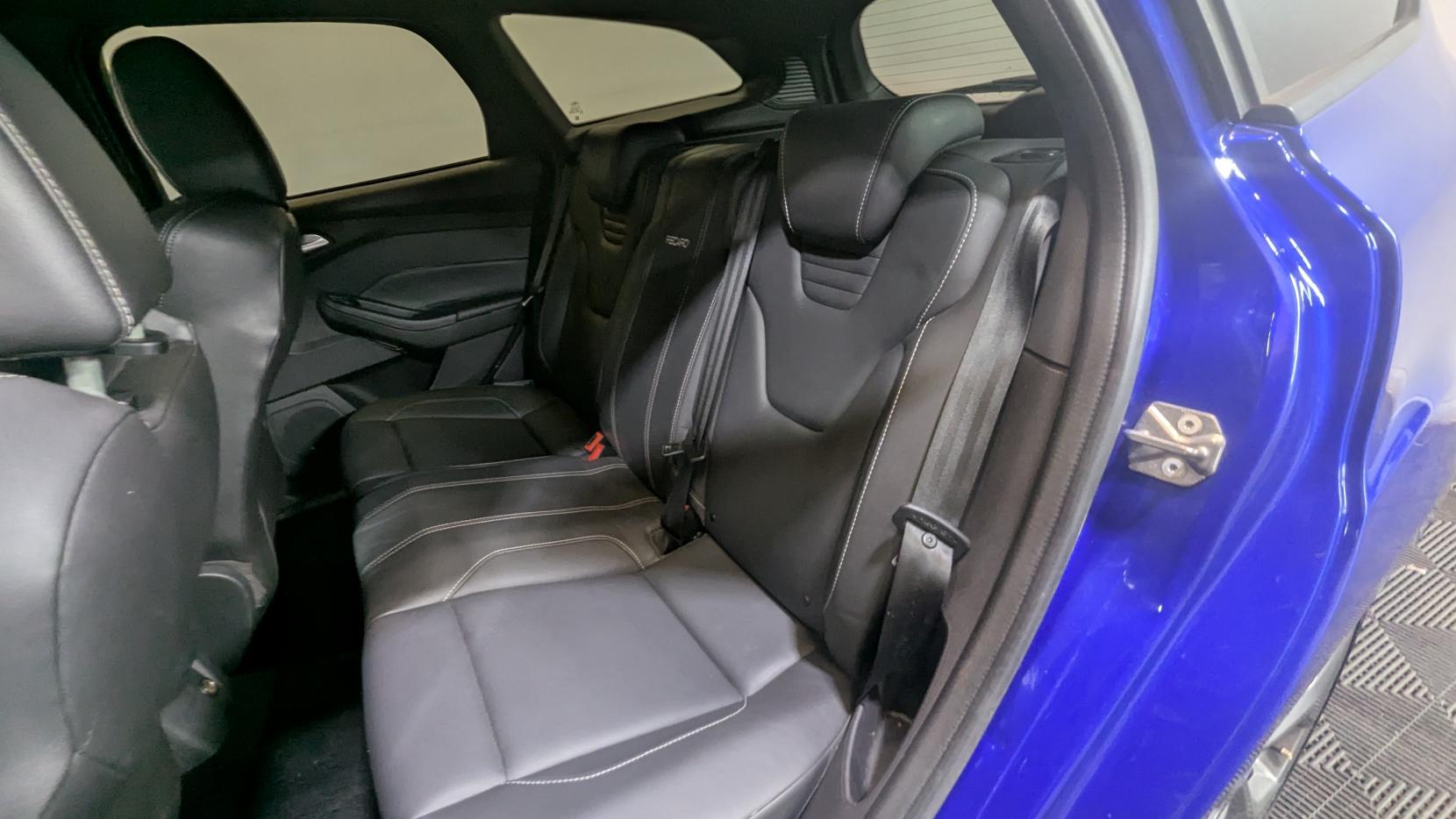 Ford Focus 2.0T EcoBoost ST-3 Estate 5dr Petrol Manual Euro 5 (s/s) (250 ps)