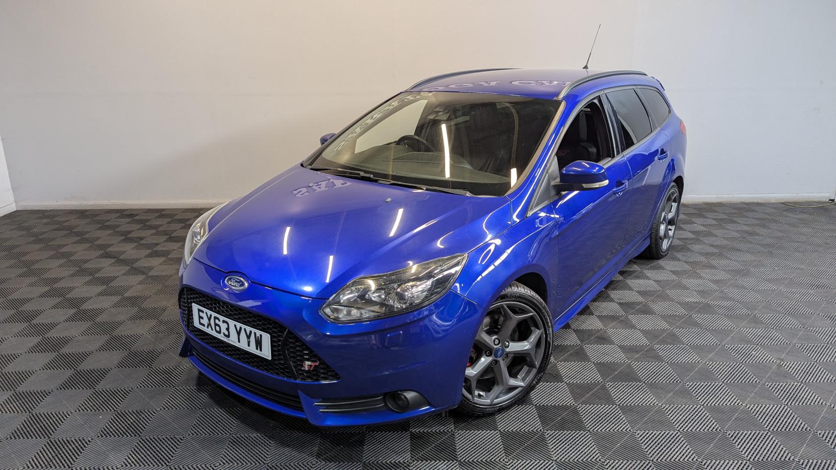 Ford Focus 2.0T EcoBoost ST-3 Estate 5dr Petrol Manual Euro 5 (s/s) (250 ps)