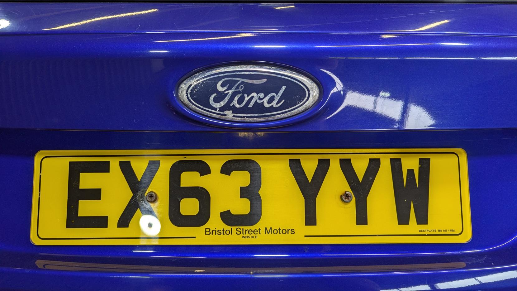 Ford Focus 2.0T EcoBoost ST-3 Estate 5dr Petrol Manual Euro 5 (s/s) (250 ps)