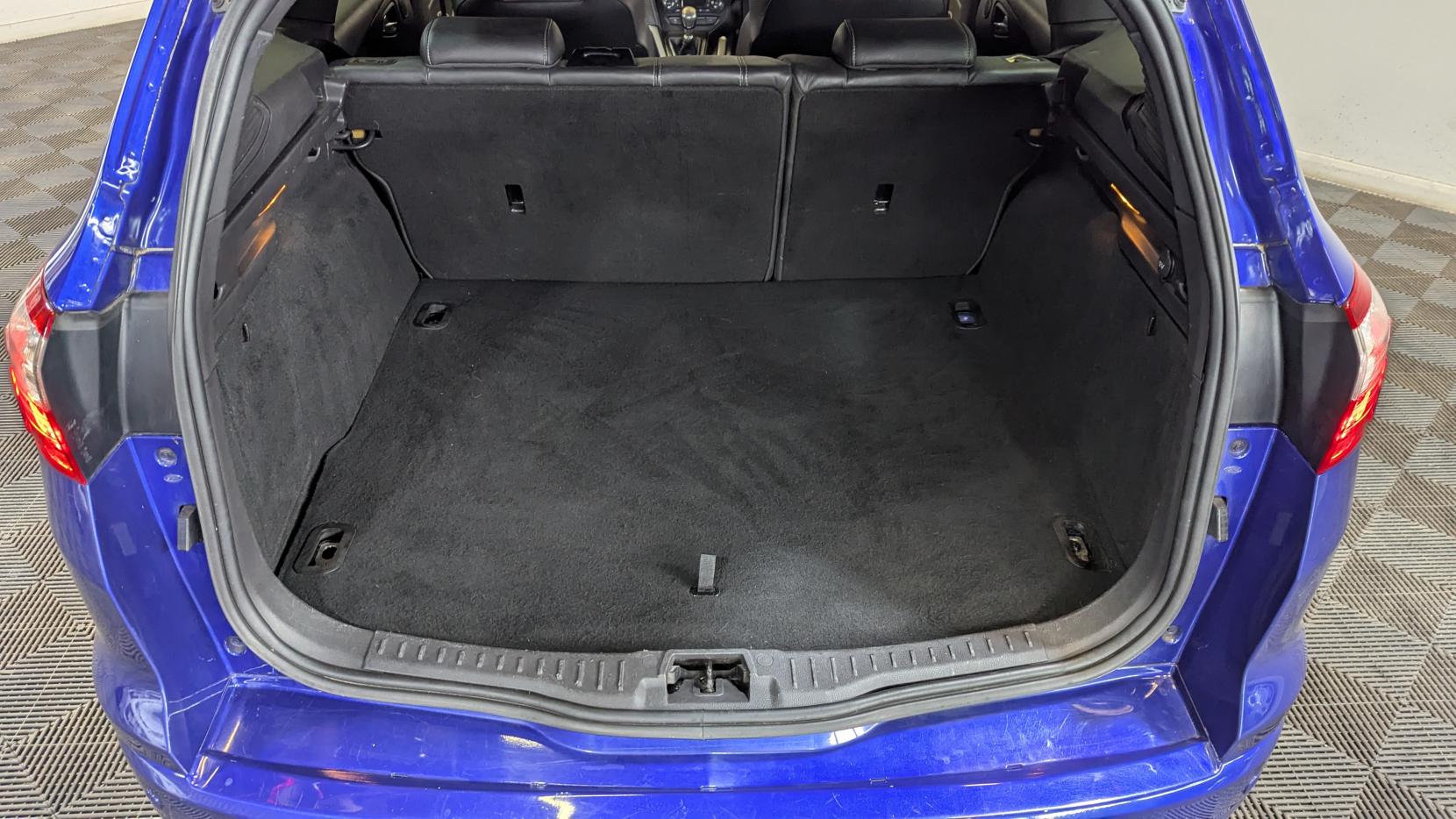 Ford Focus 2.0T EcoBoost ST-3 Estate 5dr Petrol Manual Euro 5 (s/s) (250 ps)