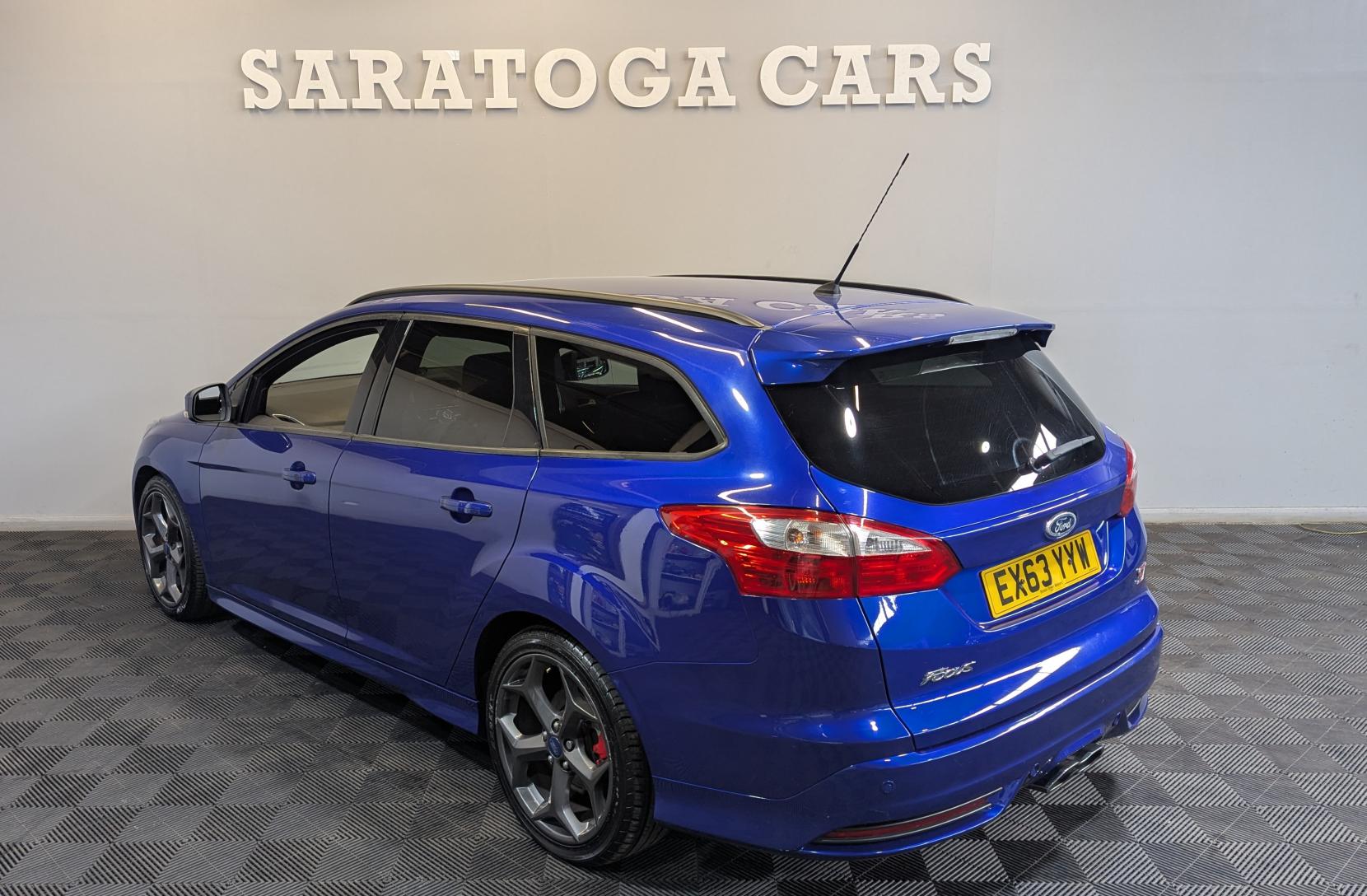 Ford Focus 2.0T EcoBoost ST-3 Estate 5dr Petrol Manual Euro 5 (s/s) (250 ps)