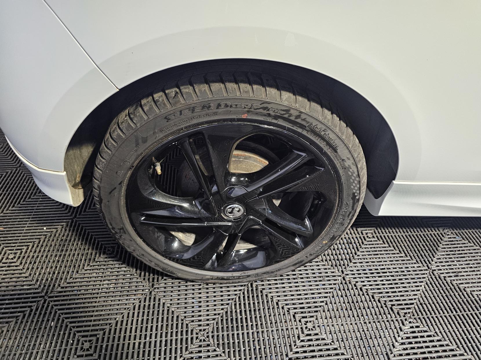 Vauxhall Corsa 1.4i ecoFLEX Limited Edition Hatchback 3dr Petrol Manual Euro 6 (75 ps)