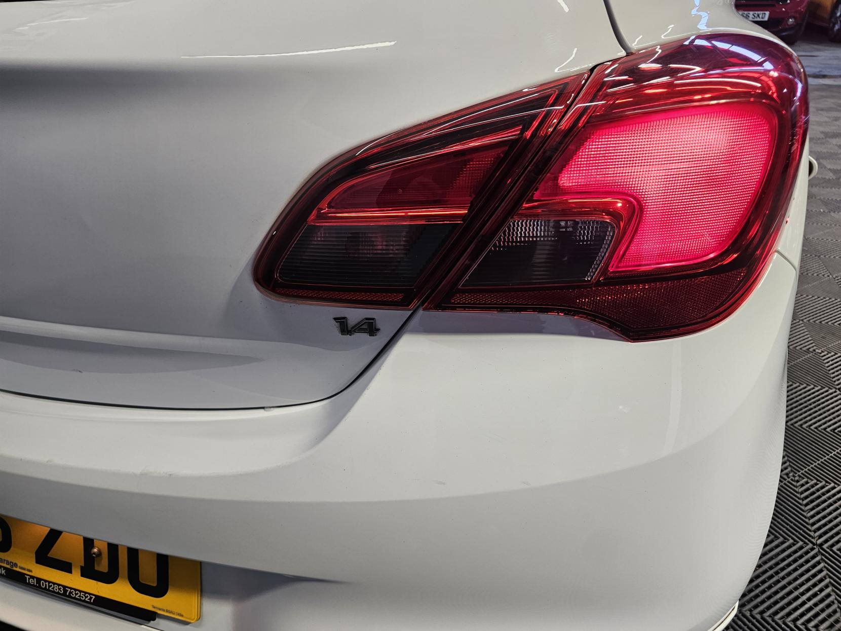 Vauxhall Corsa 1.4i ecoFLEX Limited Edition Hatchback 3dr Petrol Manual Euro 6 (75 ps)