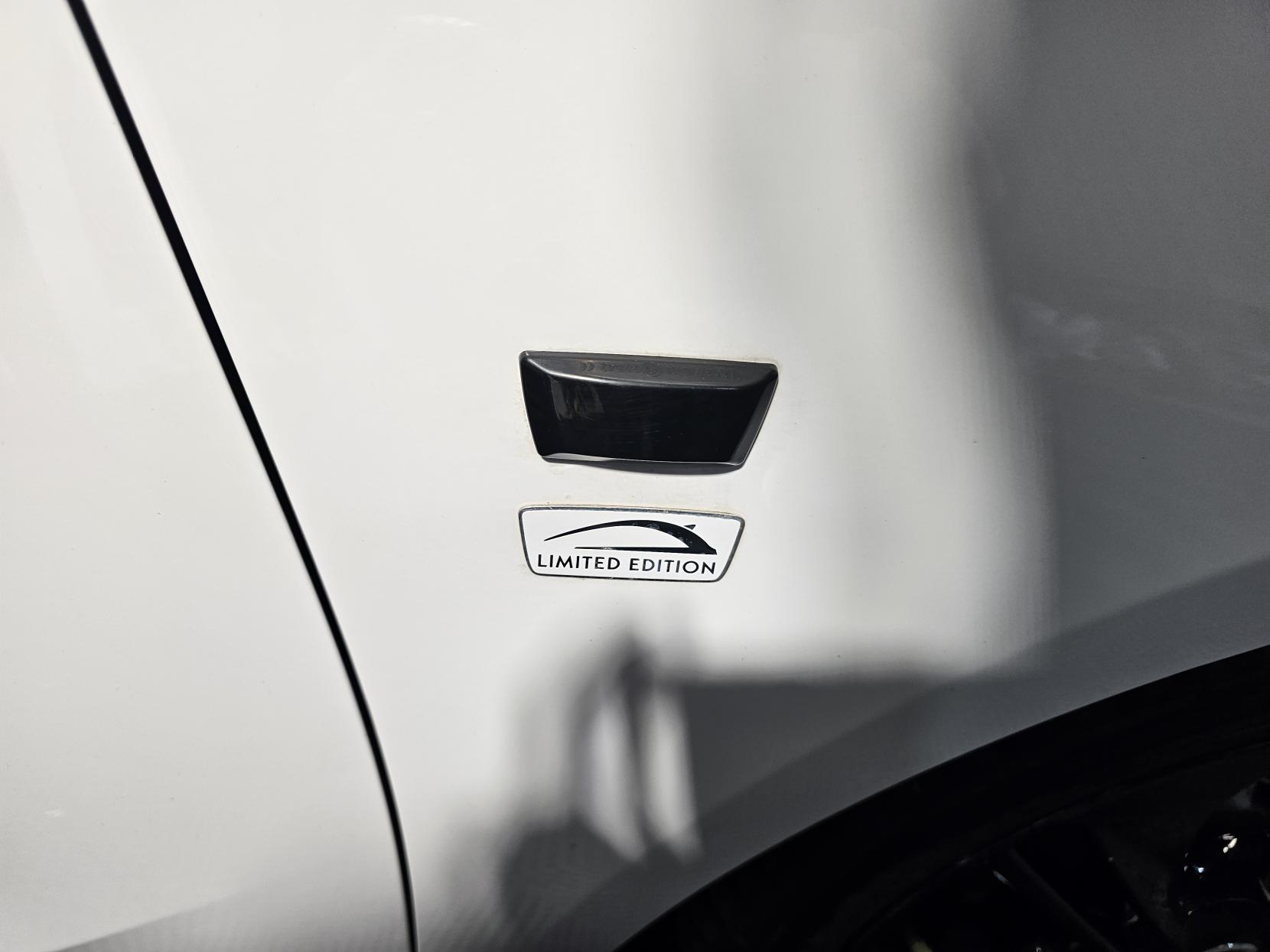 Vauxhall Corsa 1.4i ecoFLEX Limited Edition Hatchback 3dr Petrol Manual Euro 6 (75 ps)