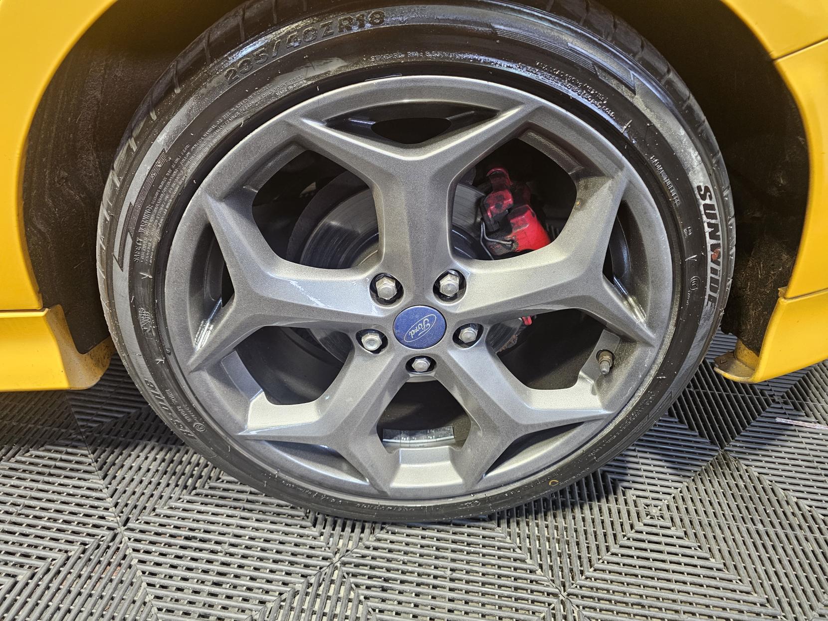 Ford Focus 2.0 TDCi ST-3 Hatchback 5dr Diesel Manual Euro 6 (s/s) (185 ps)