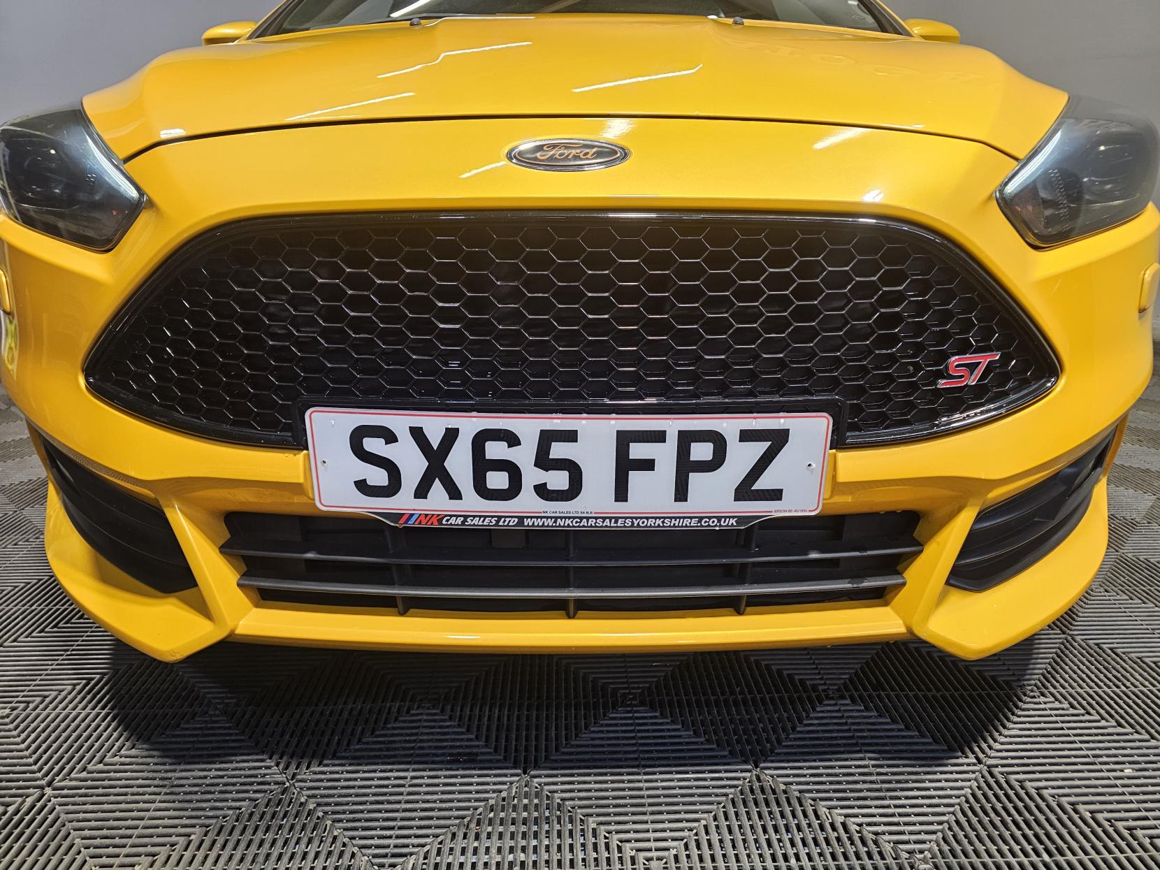 Ford Focus 2.0 TDCi ST-3 Hatchback 5dr Diesel Manual Euro 6 (s/s) (185 ps)