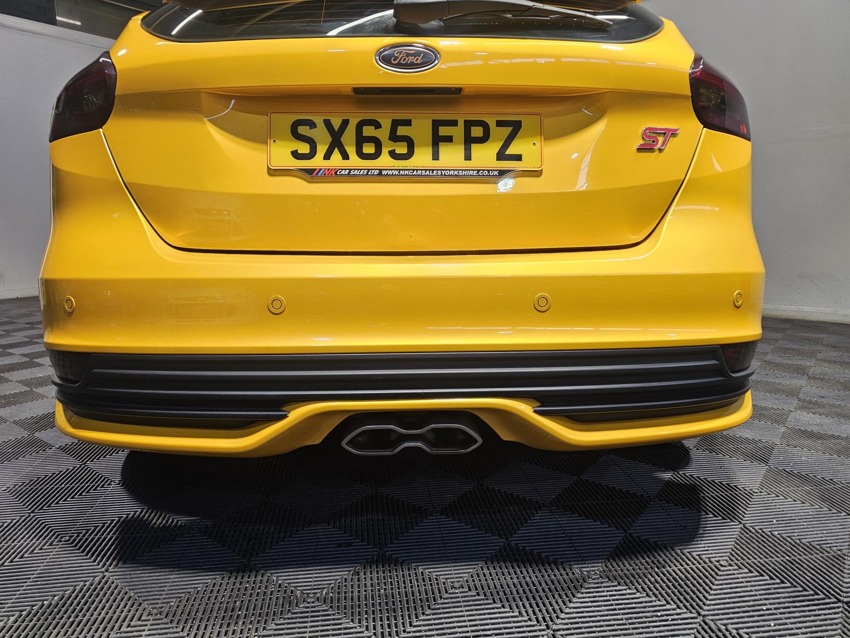 Ford Focus 2.0 TDCi ST-3 Hatchback 5dr Diesel Manual Euro 6 (s/s) (185 ps)