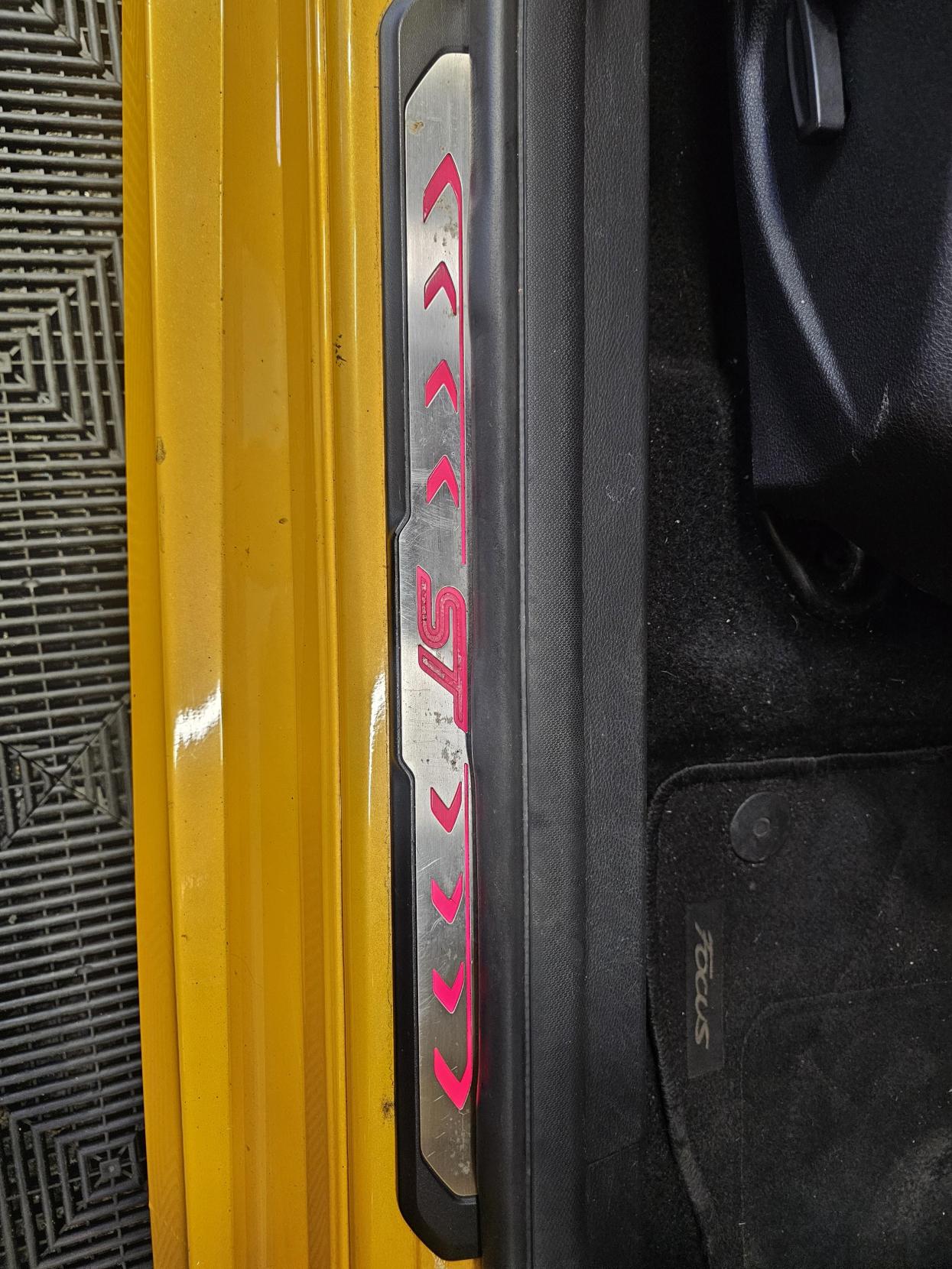 Ford Focus 2.0 TDCi ST-3 Hatchback 5dr Diesel Manual Euro 6 (s/s) (185 ps)