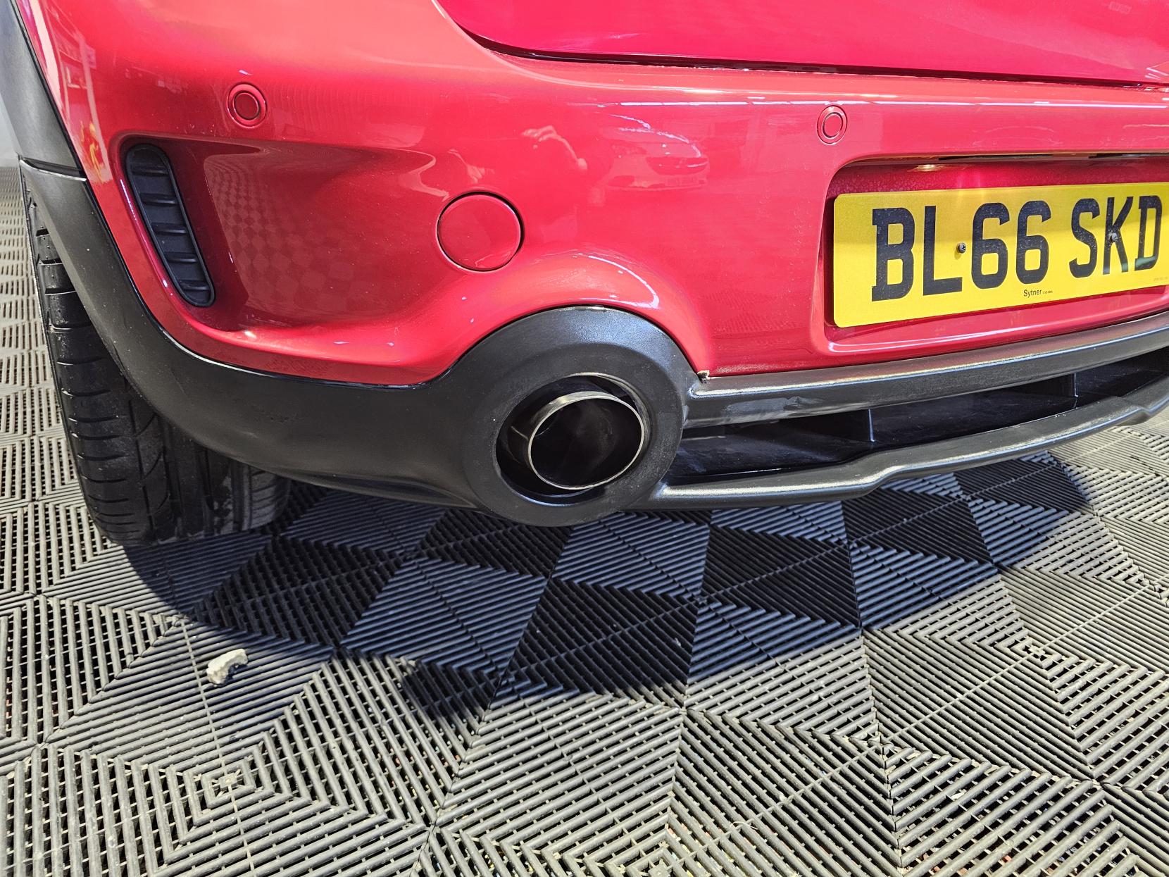 MINI Countryman 1.6 John Cooper Works SUV 5dr Petrol Manual ALL4 Euro 5 (s/s) (218 ps)