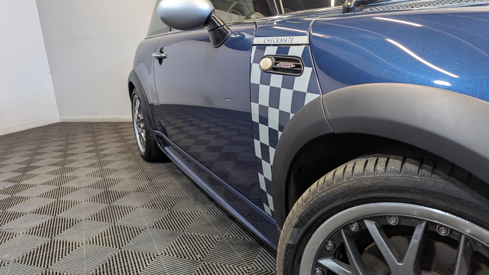 MINI Hatch 1.6 John Cooper Works Checkmate Hatchback 3dr Petrol Manual Euro 4 (210 bhp)