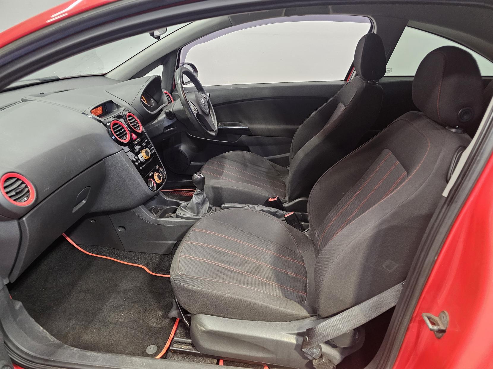 Vauxhall Corsa 1.2i 16v Limited Edition Hatchback 3dr Petrol Manual (a/c) (124 g/km, 84 bhp)