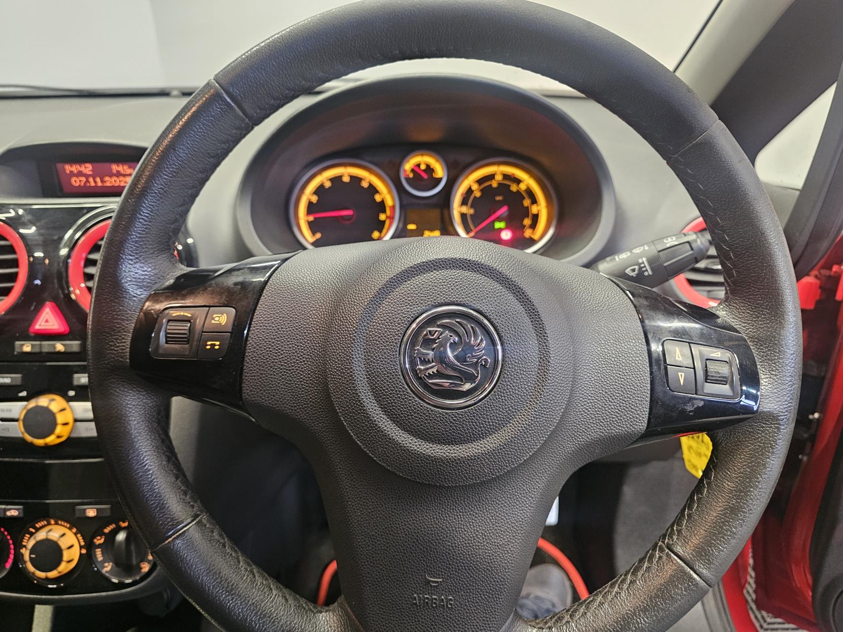 Vauxhall Corsa 1.2i 16v Limited Edition Hatchback 3dr Petrol Manual (a/c) (124 g/km, 84 bhp)