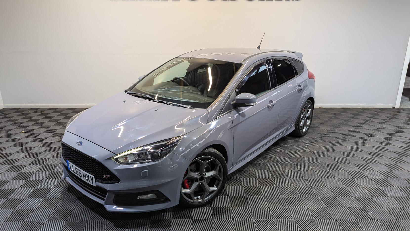 Ford Focus 2.0 TDCi ST-3 Hatchback 5dr Diesel Manual Euro 6 (s/s) (185 ps)