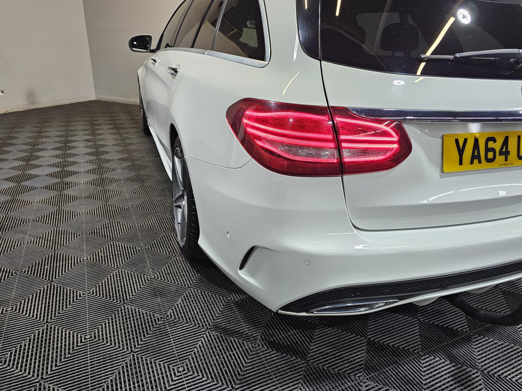 Mercedes-Benz C Class 2.1 C220 BlueTEC AMG Line Estate 5dr Diesel G-Tronic+ Euro 6 (s/s) (170 ps)