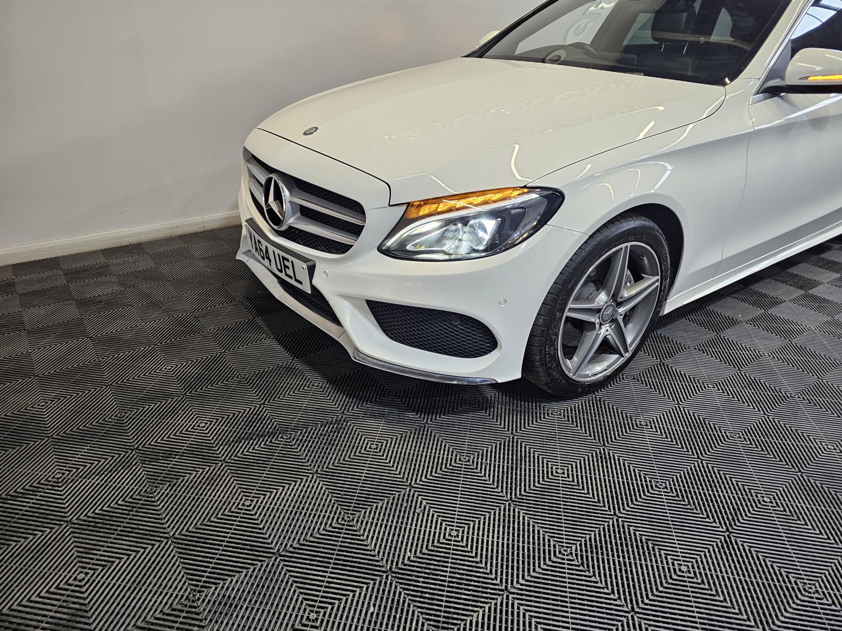 Mercedes-Benz C Class 2.1 C220 BlueTEC AMG Line Estate 5dr Diesel G-Tronic+ Euro 6 (s/s) (170 ps)