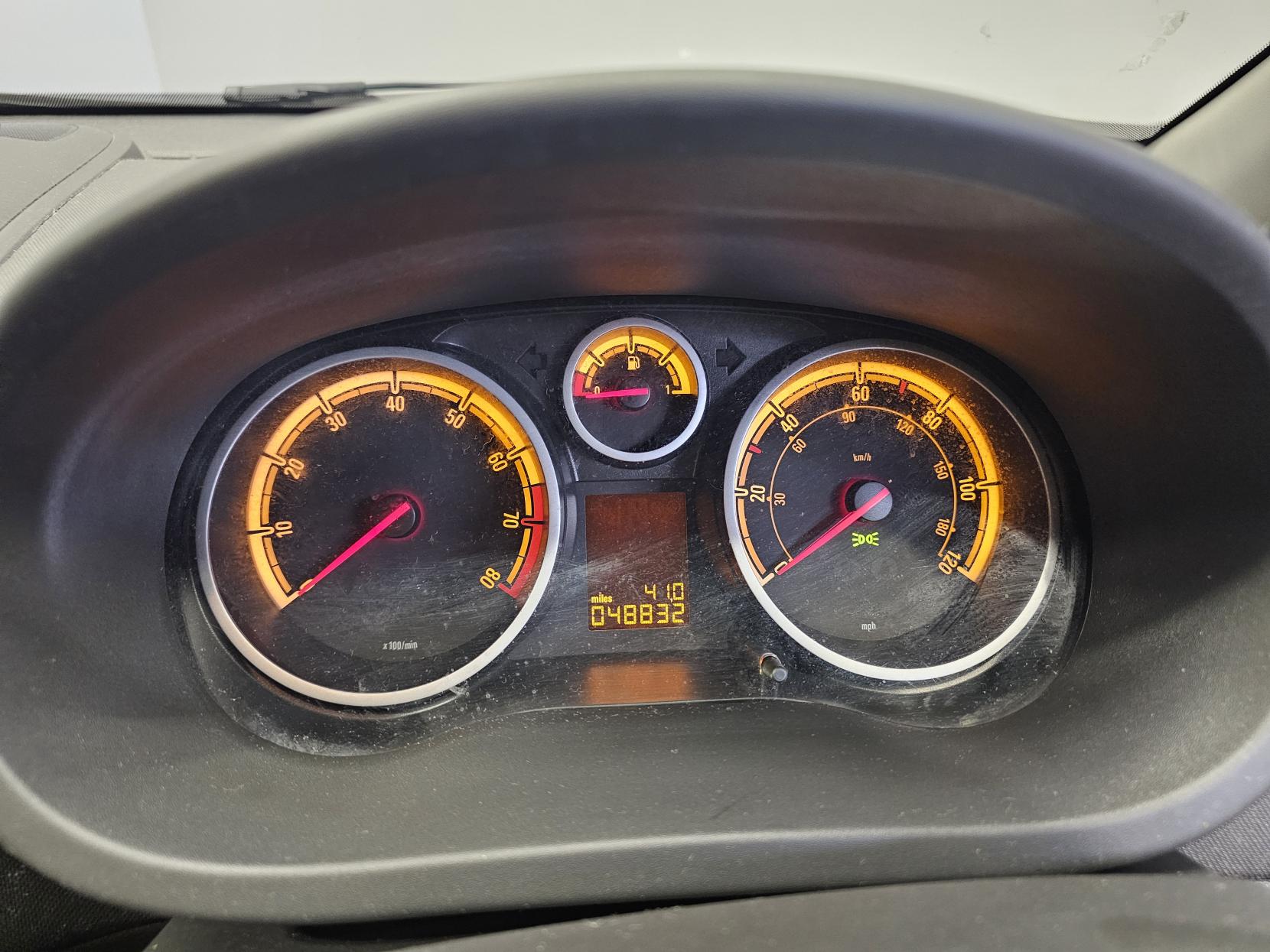 Vauxhall Corsa 1.2 16V Limited Edition Hatchback 3dr Petrol Manual Euro 5 (85 ps)