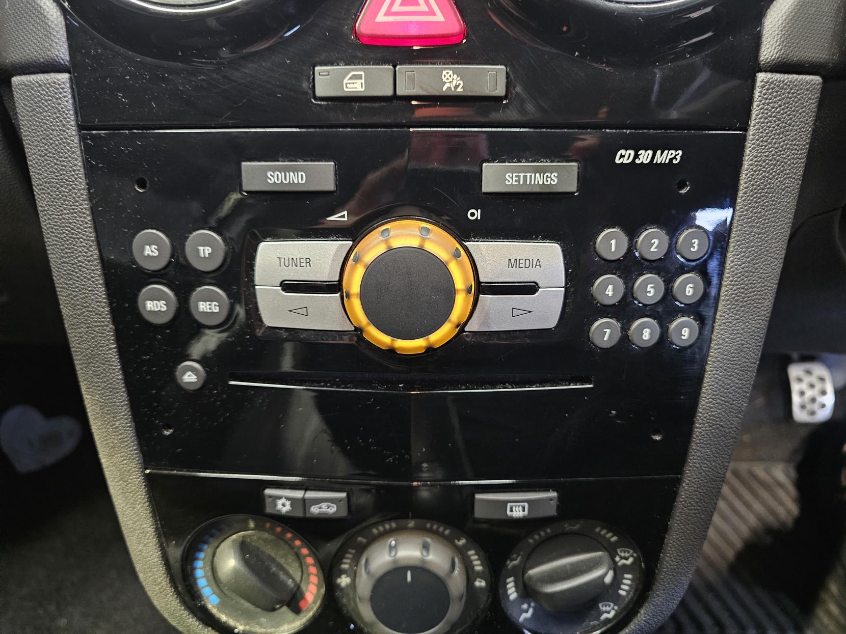 Vauxhall Corsa 1.2 16V Limited Edition Hatchback 3dr Petrol Manual Euro 5 (85 ps)