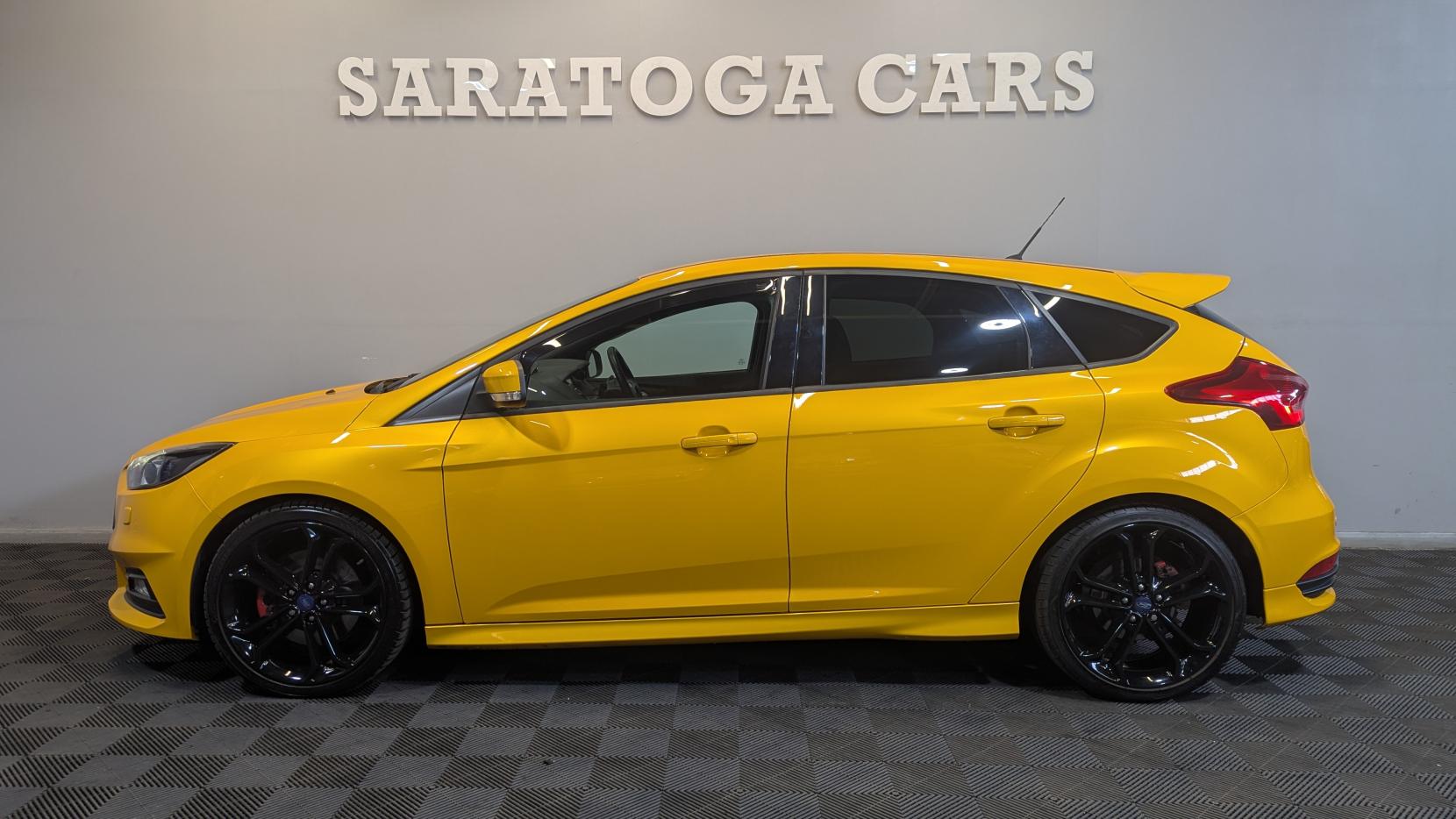 Ford Focus 2.0 TDCi ST-3 Hatchback 5dr Diesel Manual Euro 6 (s/s) (185 ps)