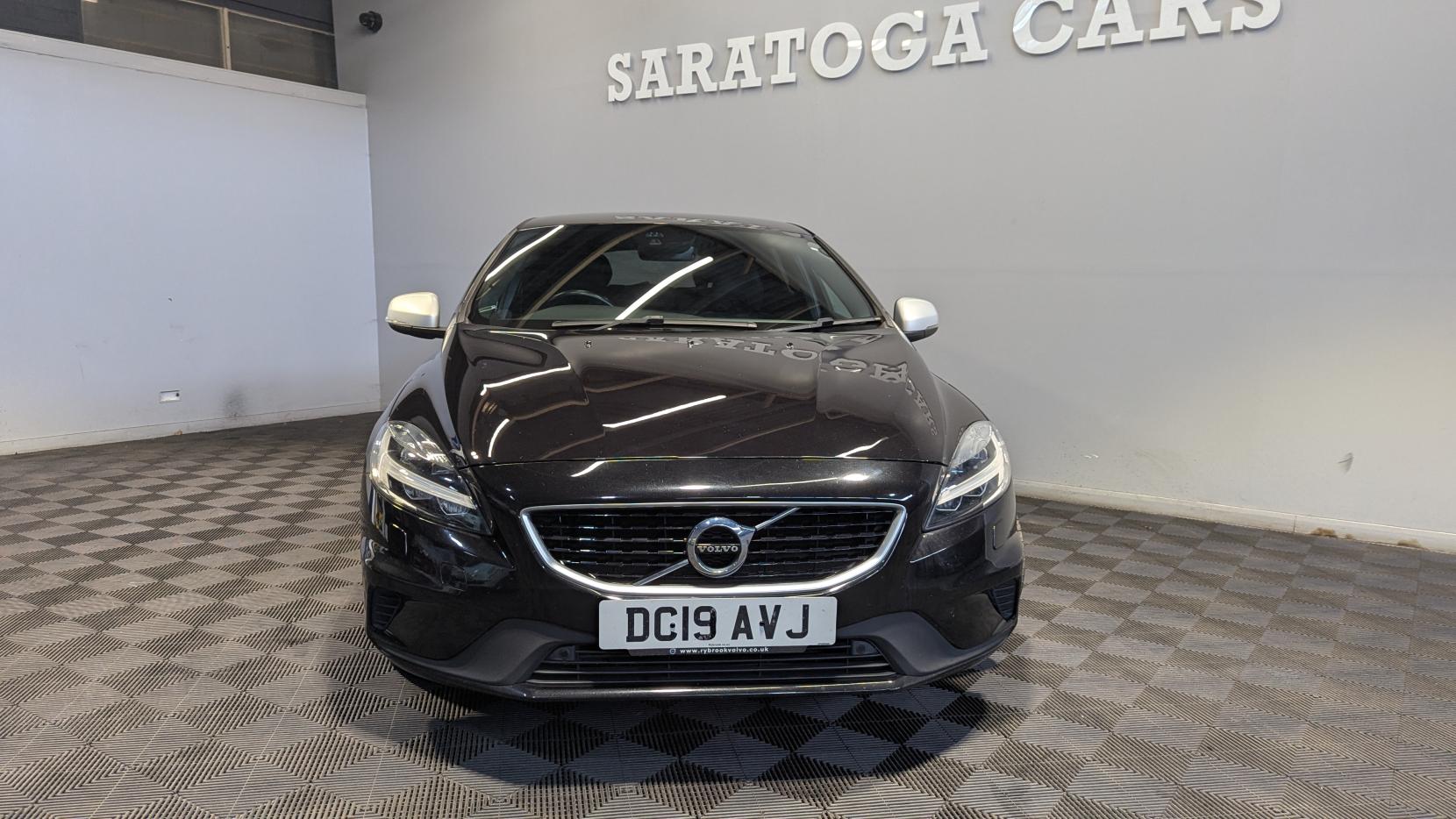 Volvo V40 2.0 T2 R-Design Edition Hatchback 5dr Petrol Manual Euro 6 (s/s) (122 ps)