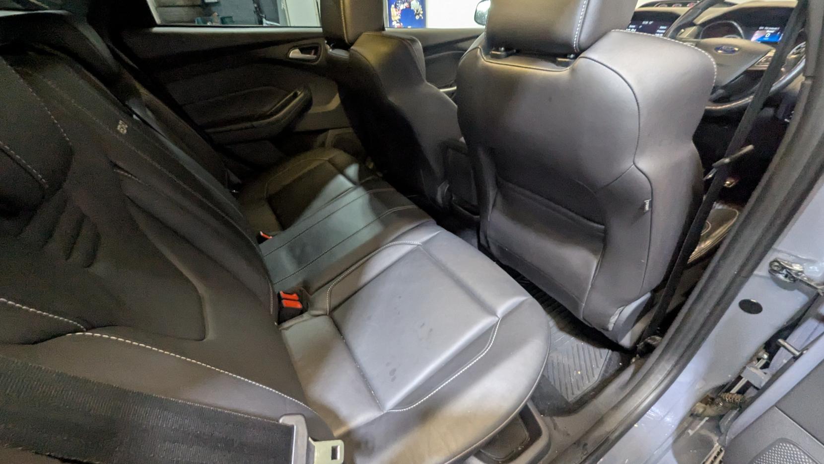 Ford Focus 2.0 TDCi ST-3 Estate 5dr Diesel Manual Euro 6 (s/s) (185 ps)