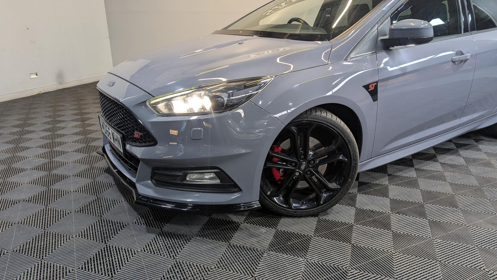 Ford Focus 2.0 TDCi ST-3 Estate 5dr Diesel Manual Euro 6 (s/s) (185 ps)