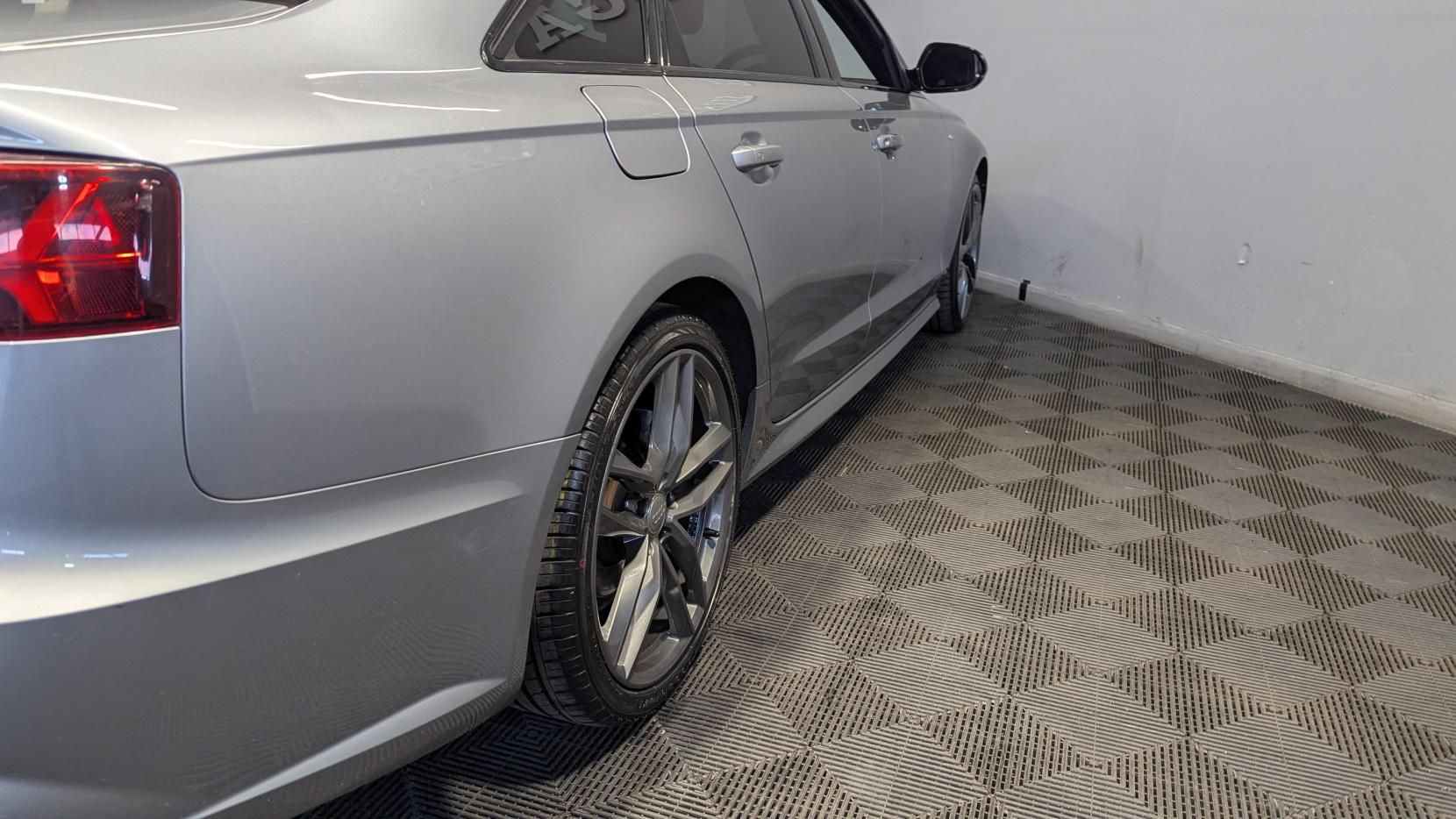 Audi A6 Saloon 2.0 TDI Black Edition Saloon 4dr Diesel S Tronic quattro Euro 6 (s/s) (190 ps)