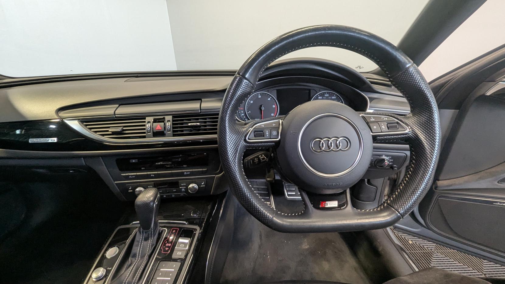 Audi A6 Saloon 2.0 TDI Black Edition Saloon 4dr Diesel S Tronic quattro Euro 6 (s/s) (190 ps)