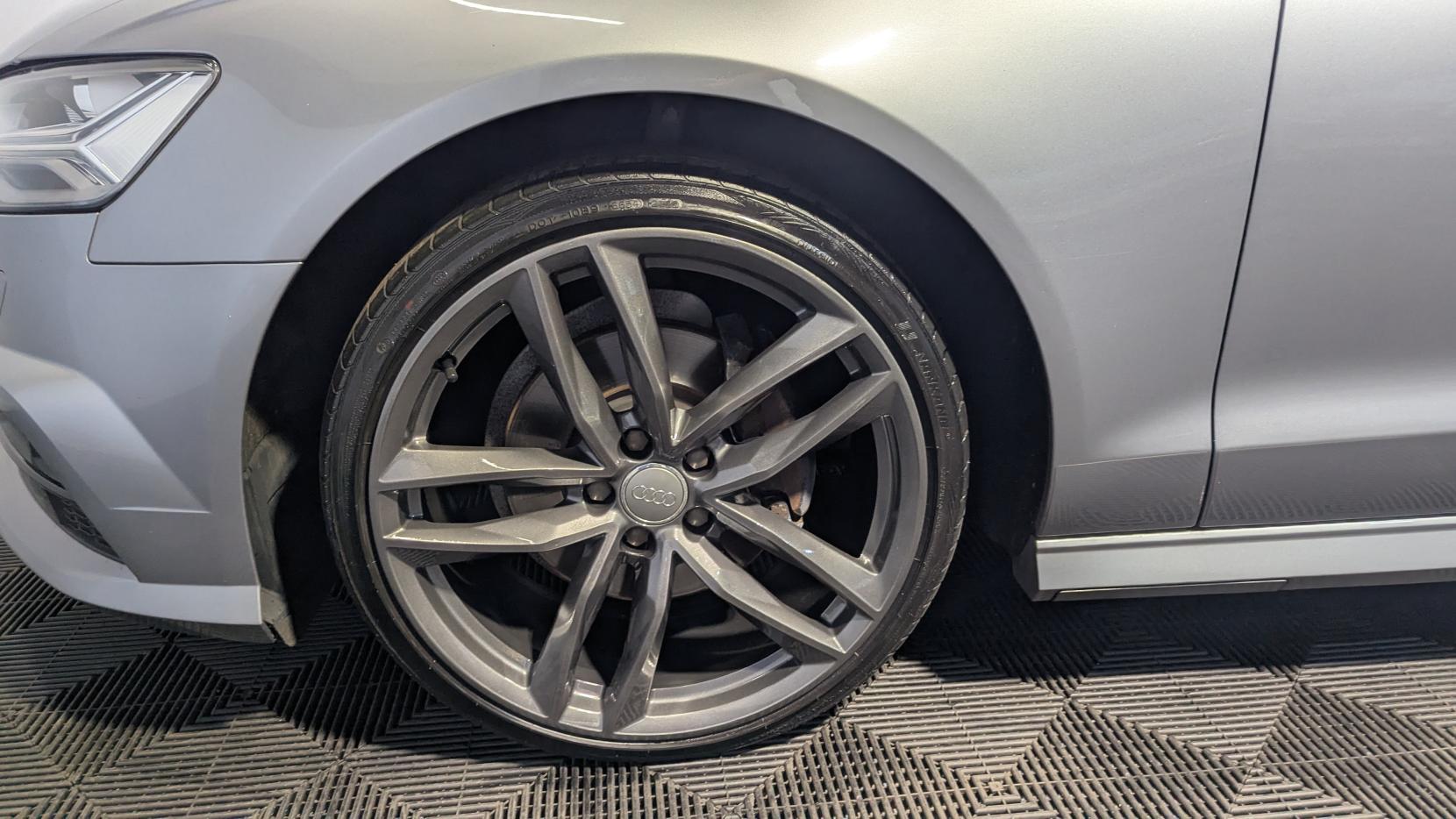 Audi A6 Saloon 2.0 TDI Black Edition Saloon 4dr Diesel S Tronic quattro Euro 6 (s/s) (190 ps)