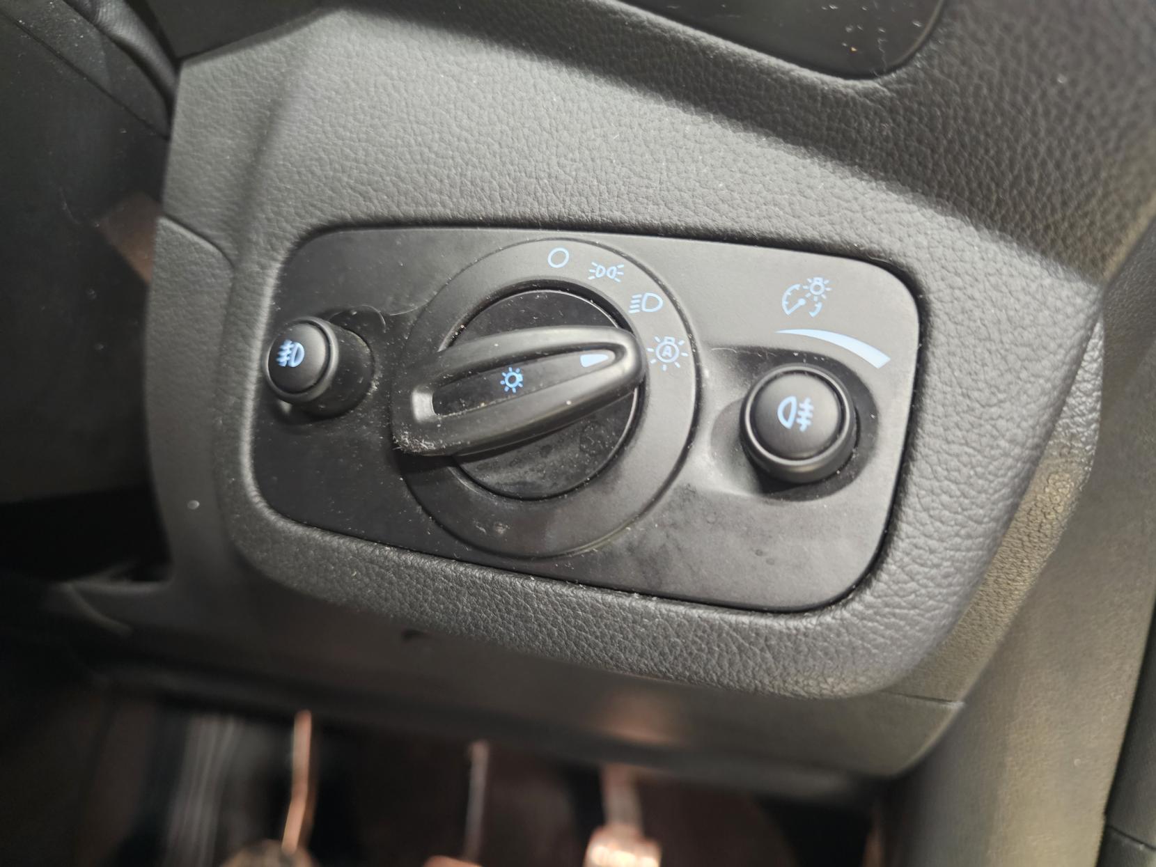 Ford Kuga 2.0 TDCi EcoBlue ST-Line SUV 5dr Diesel Manual Euro 6 (s/s) (150 ps)