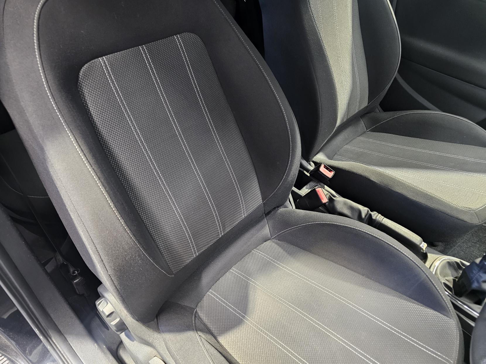 Vauxhall Corsa 1.2 16V Limited Edition Hatchback 3dr Petrol Manual Euro 5 (85 ps)