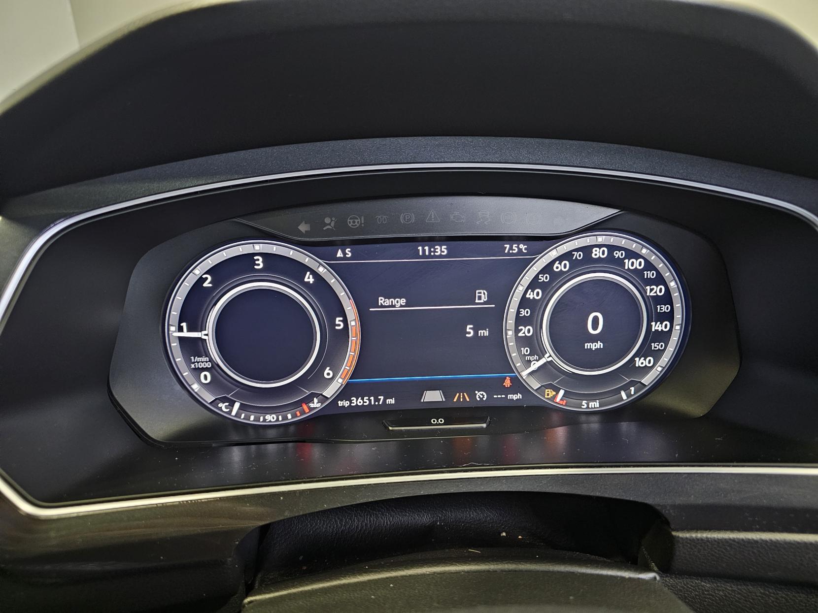 Volkswagen Tiguan 2.0 TDI R-Line SUV 5dr Diesel Manual Euro 6 (s/s) (150 ps)