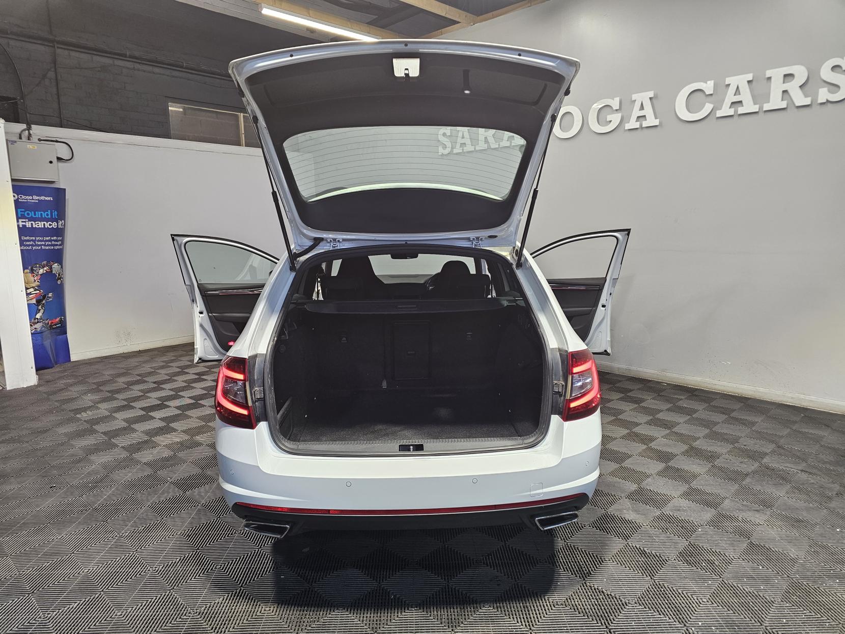 Skoda Octavia 2.0 TSI GPF vRS Estate 5dr Petrol DSG Euro 6 (s/s) (245 ps)