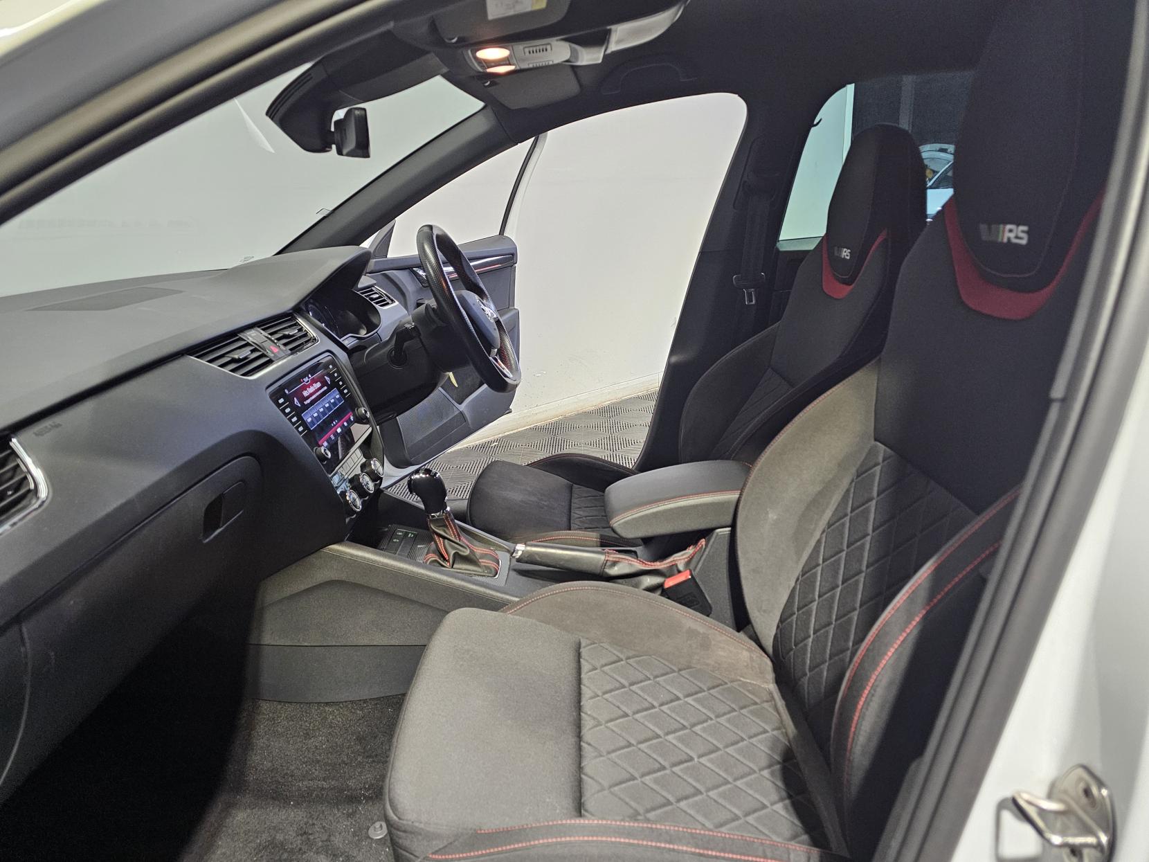 Skoda Octavia 2.0 TSI GPF vRS Estate 5dr Petrol DSG Euro 6 (s/s) (245 ps)