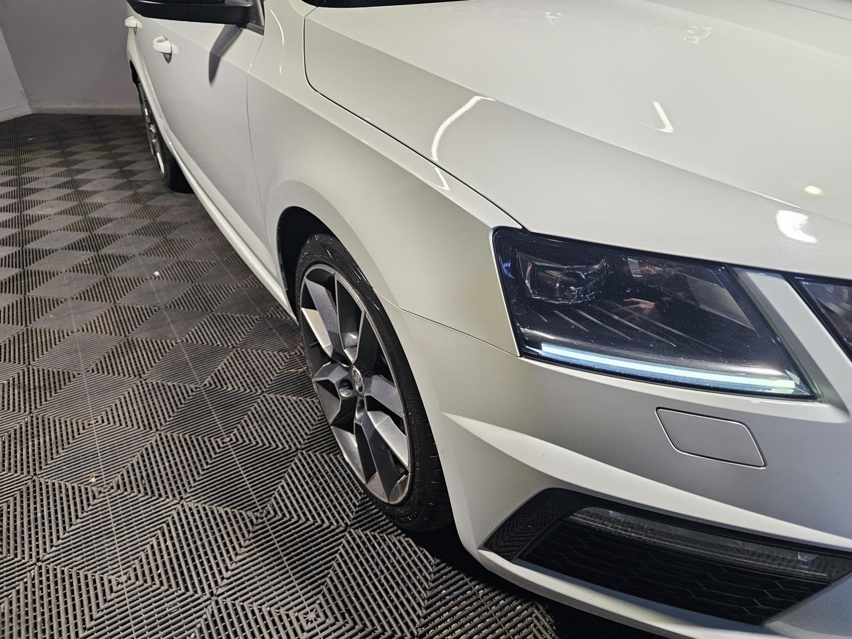 Skoda Octavia 2.0 TSI GPF vRS Estate 5dr Petrol DSG Euro 6 (s/s) (245 ps)