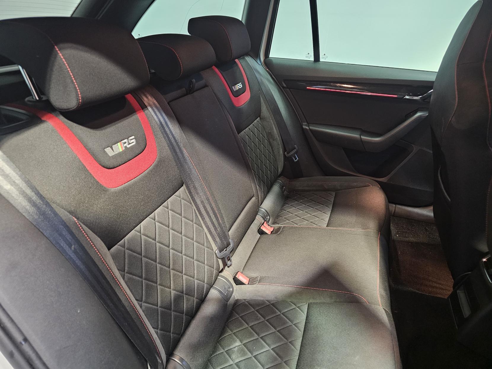 Skoda Octavia 2.0 TSI GPF vRS Estate 5dr Petrol DSG Euro 6 (s/s) (245 ps)