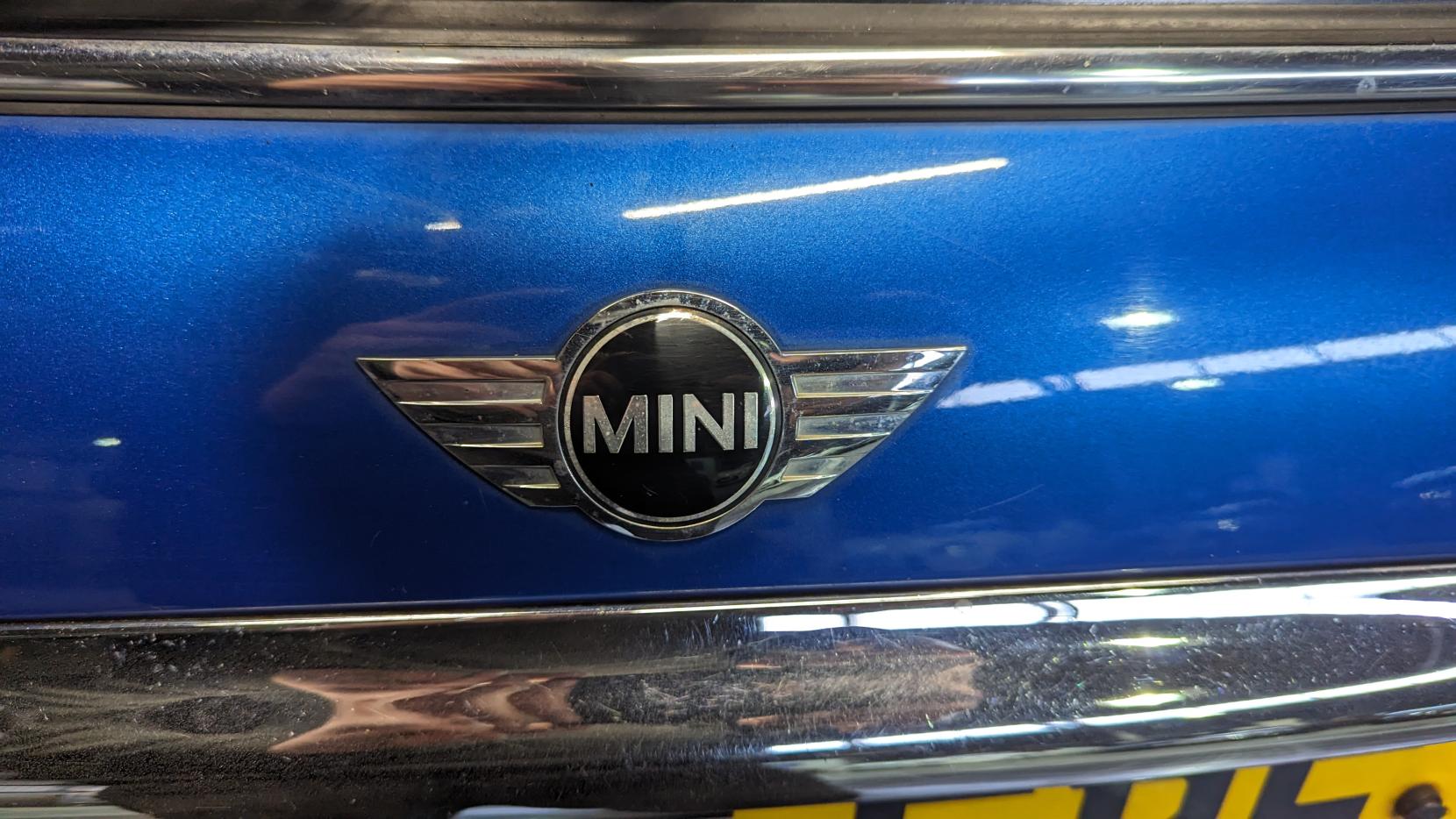 MINI Hatch 1.6 Cooper Hatchback 3dr Petrol Manual Euro 4 (116 bhp)