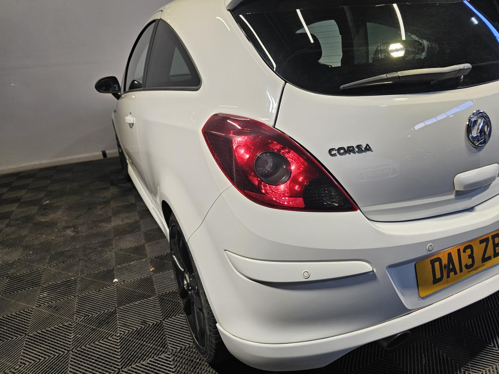 Vauxhall Corsa 1.2 16V Limited Edition Hatchback 3dr Petrol Manual Euro 5 (85 ps)