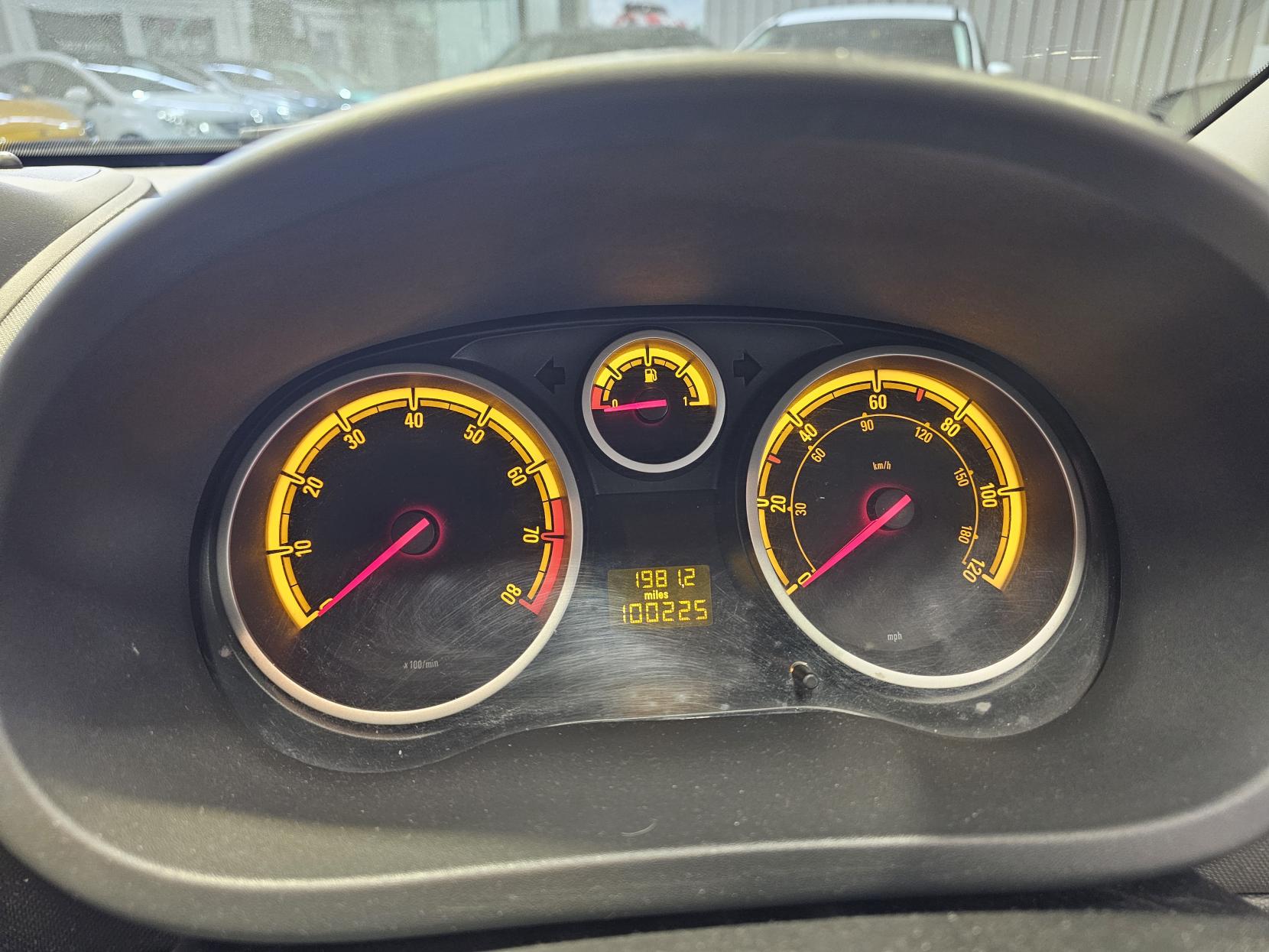 Vauxhall Corsa 1.2 16V Limited Edition Hatchback 3dr Petrol Manual Euro 5 (85 ps)