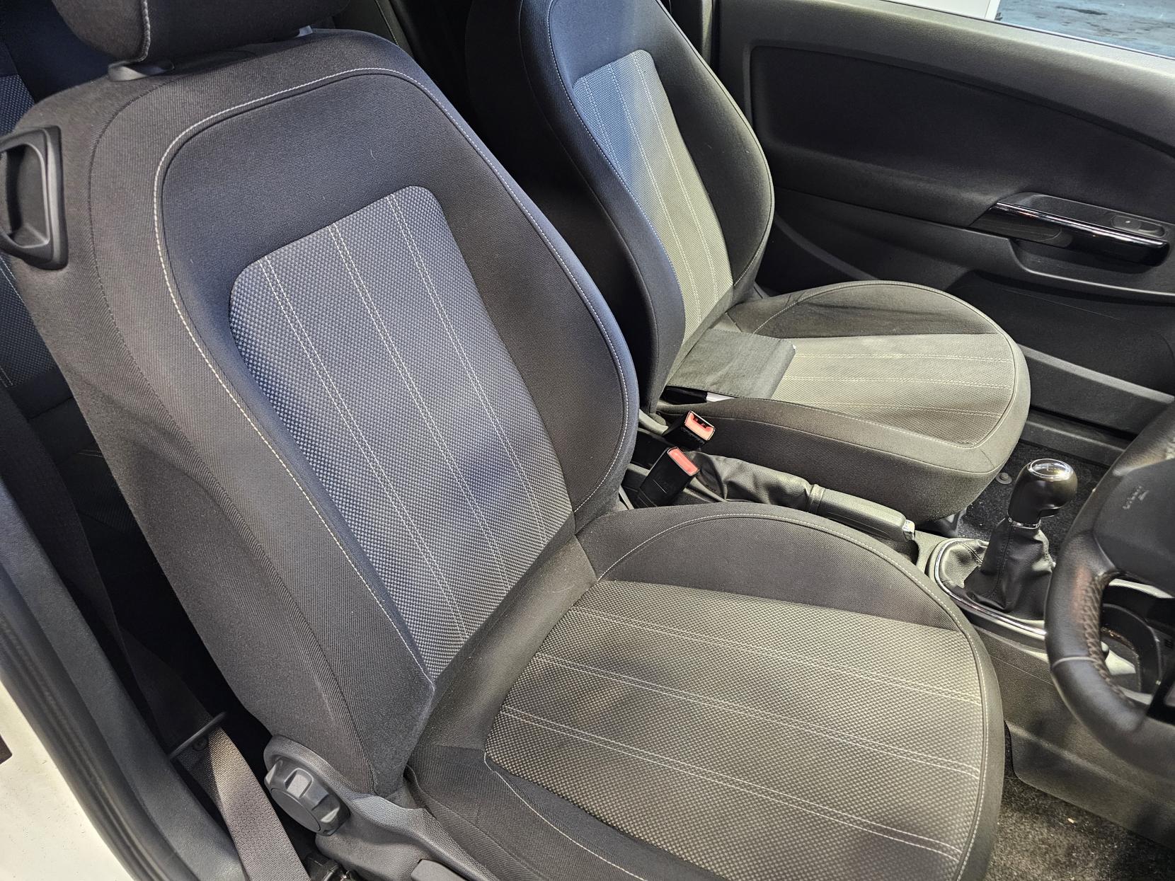 Vauxhall Corsa 1.2 16V Limited Edition Hatchback 3dr Petrol Manual Euro 5 (85 ps)